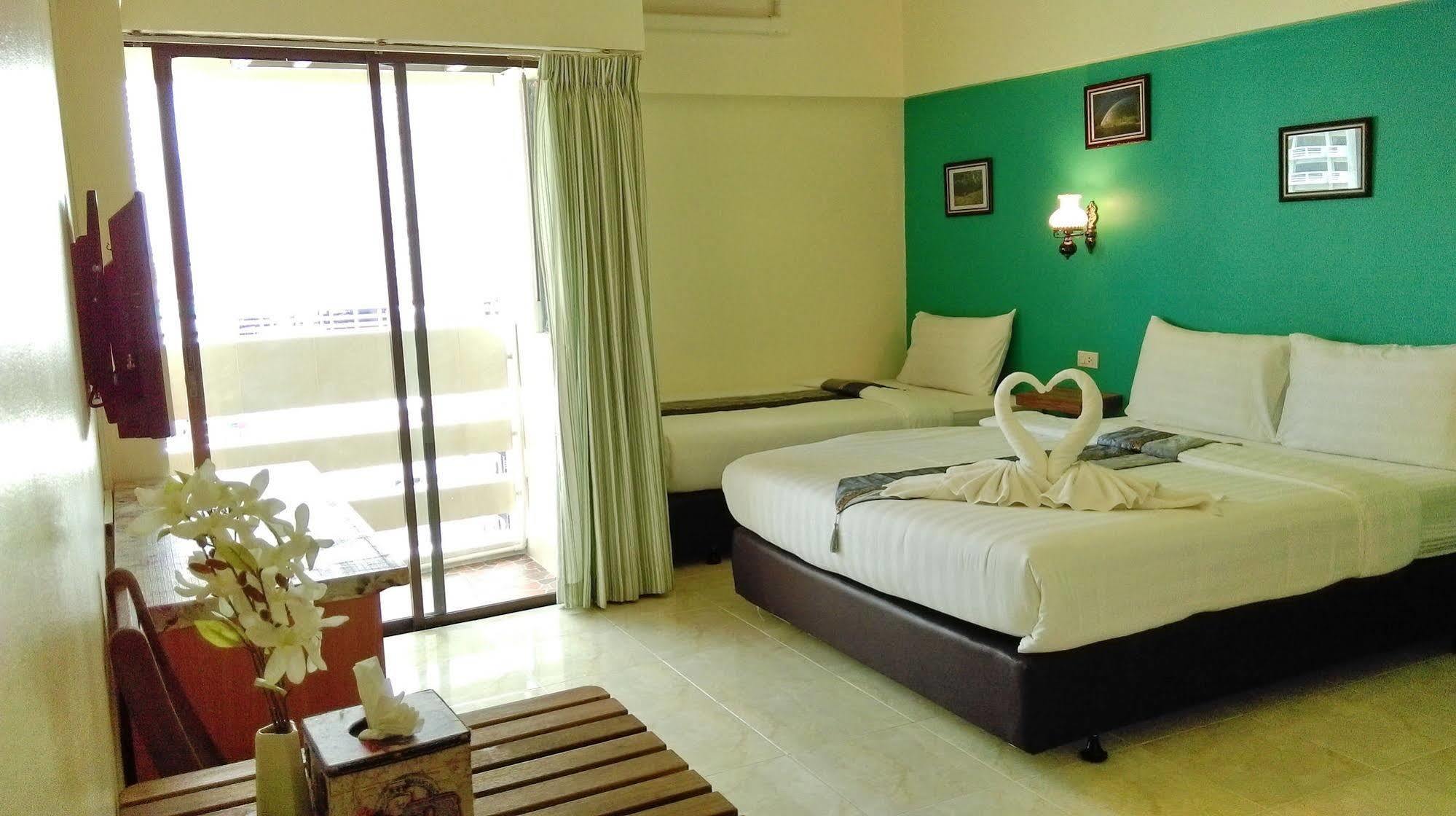 Hotel The Nest Serviced 3*