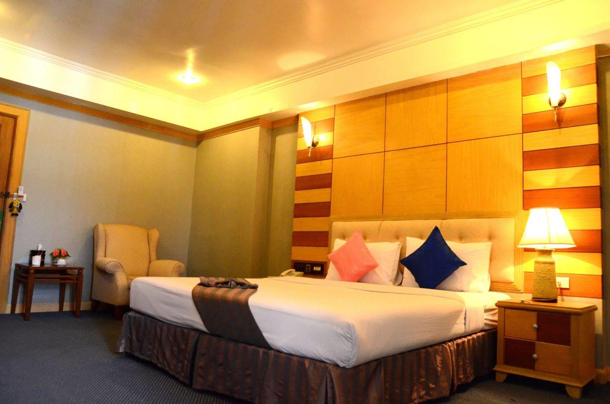 Ratchada 3* Bangkok