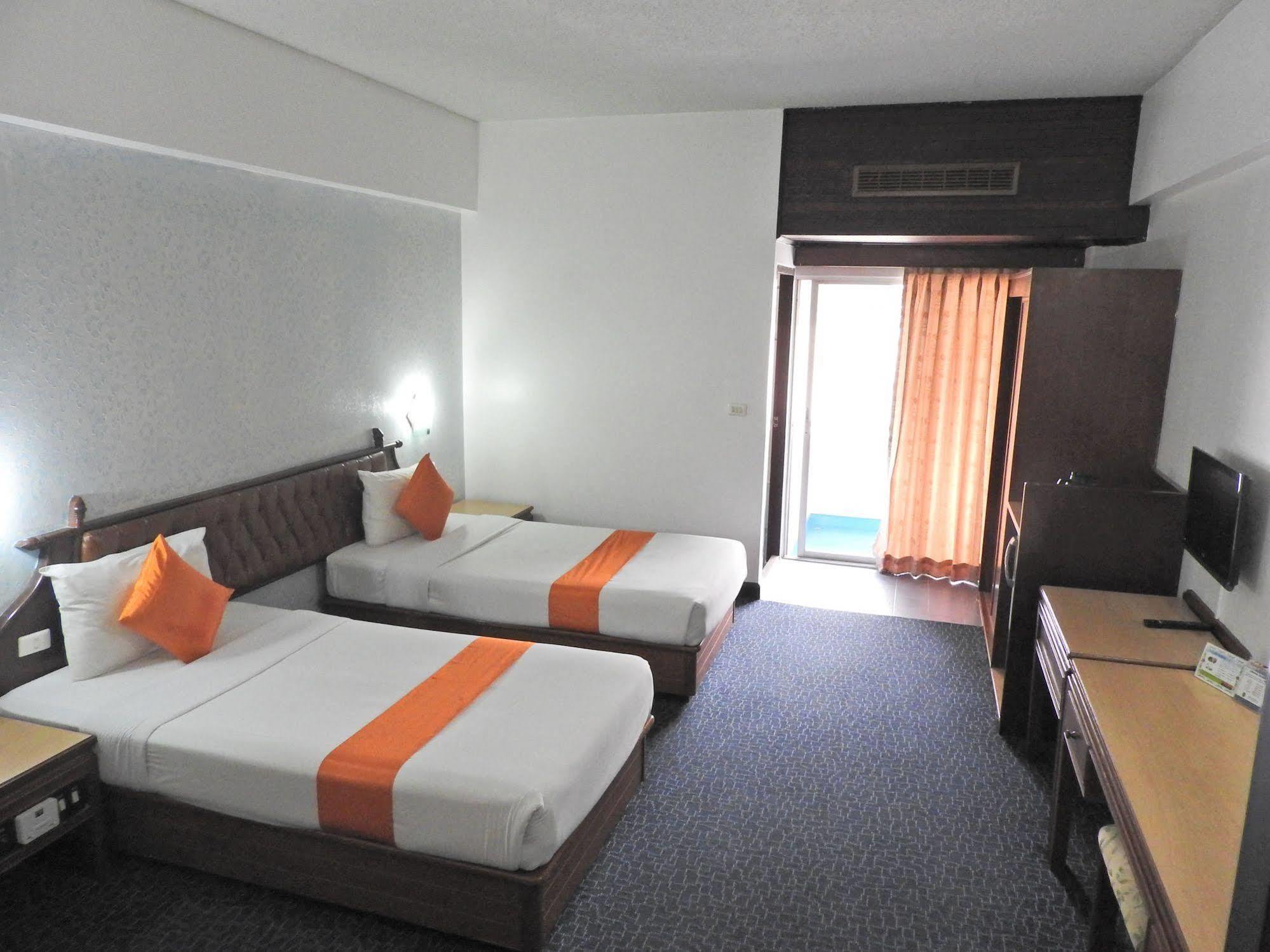 Ratchada Hotel Bangkok