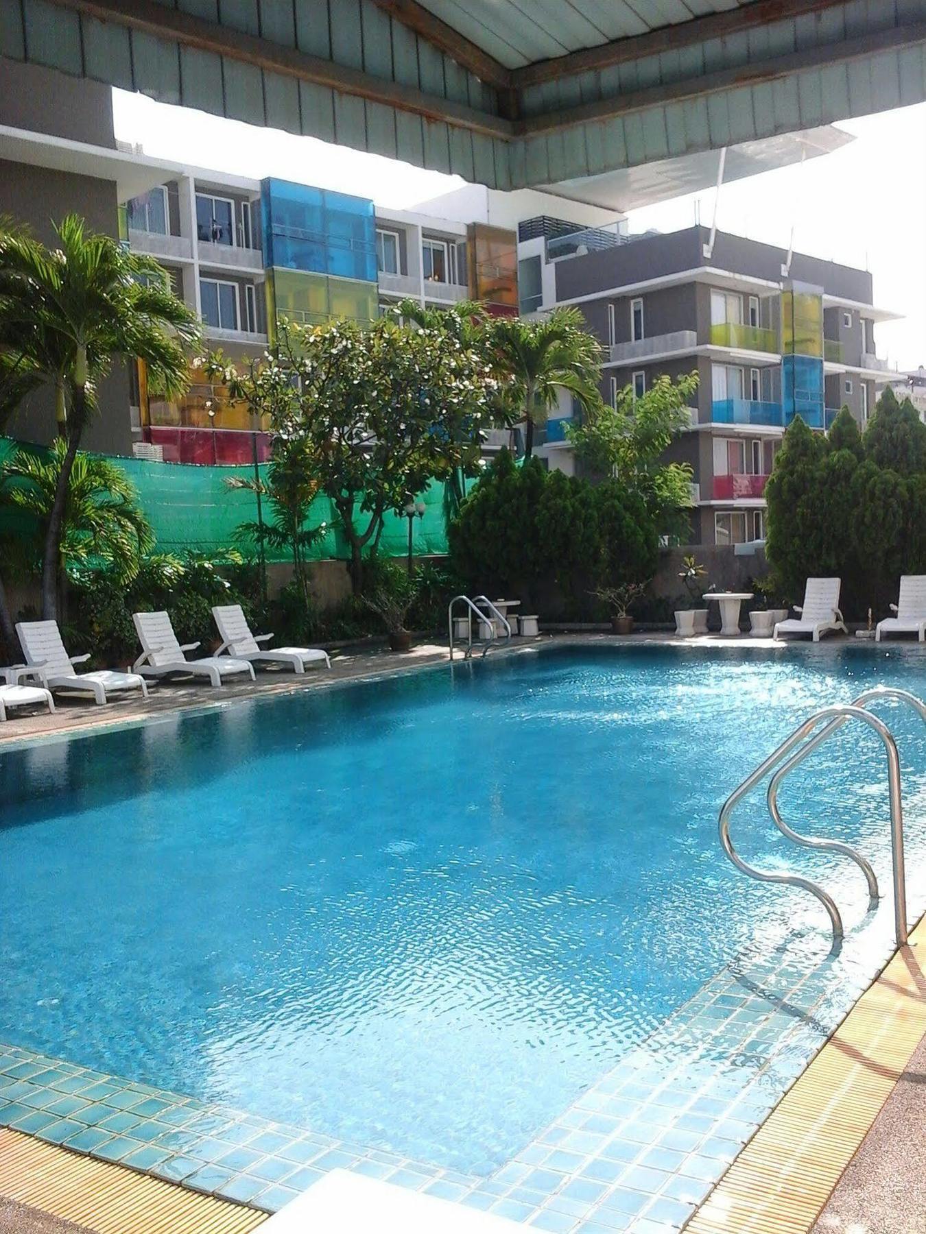 Ratchada Hotel