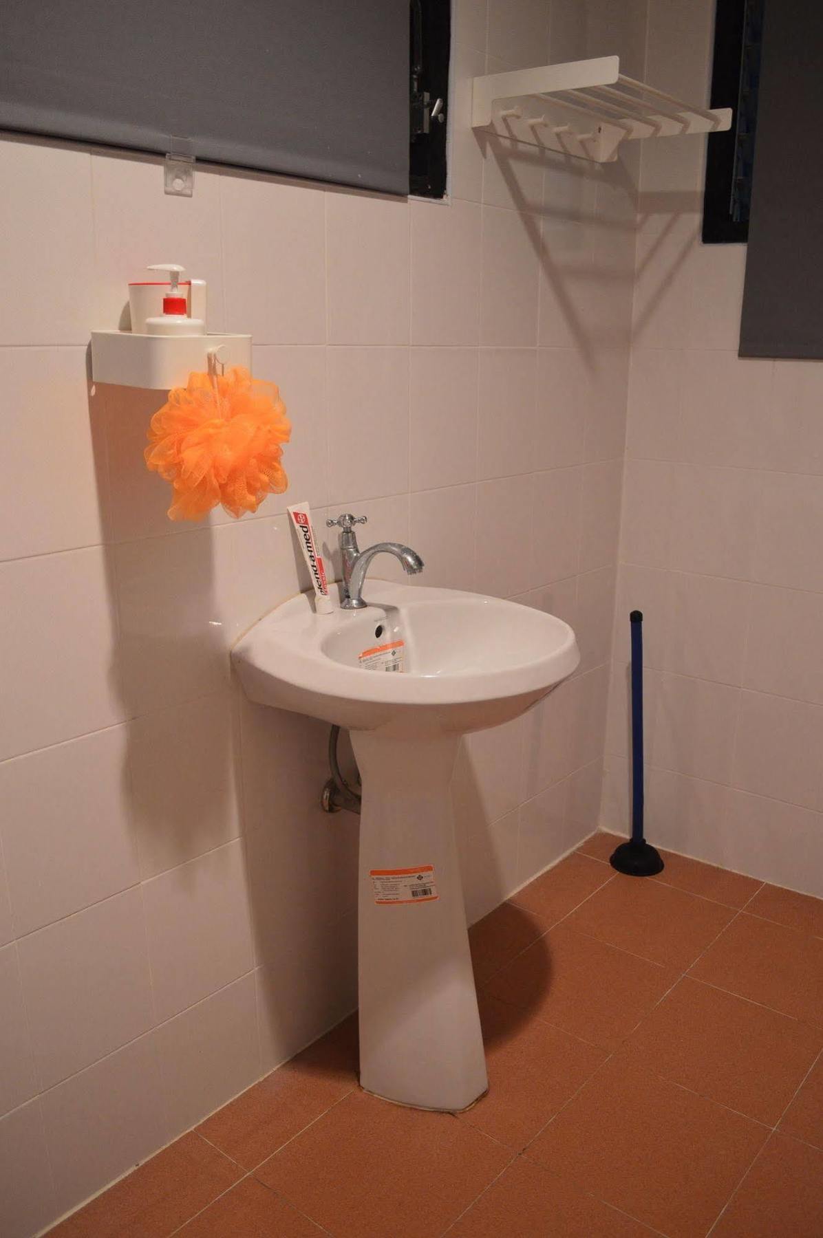 Oyo 1016 Jade's House Hotel 2*