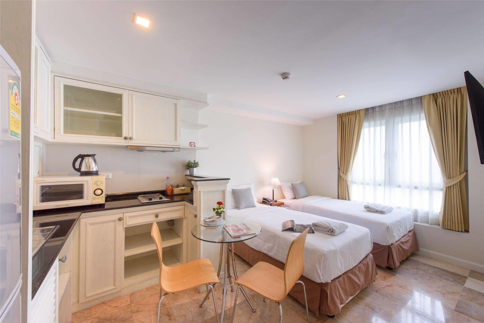 Sabai Sathorn Service Aparthotel Bangkok