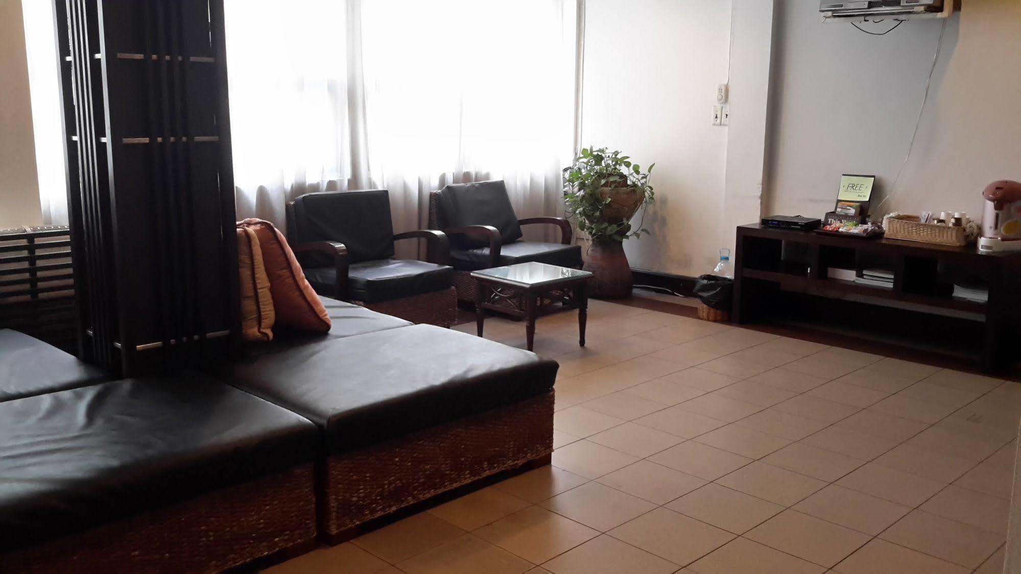 Hotel The Pavilion Place 3*