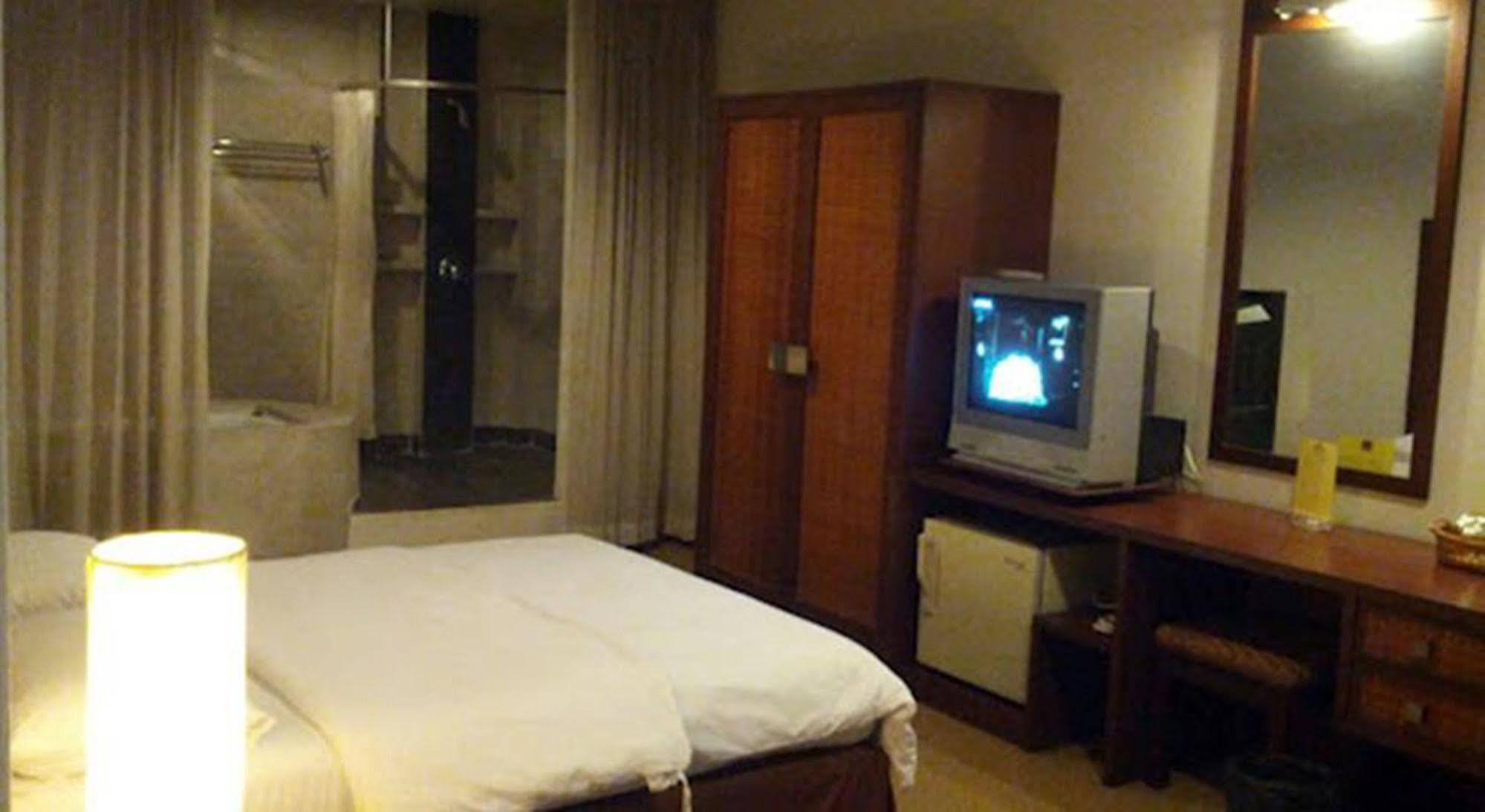 The Pavilion Place Hotel 3*