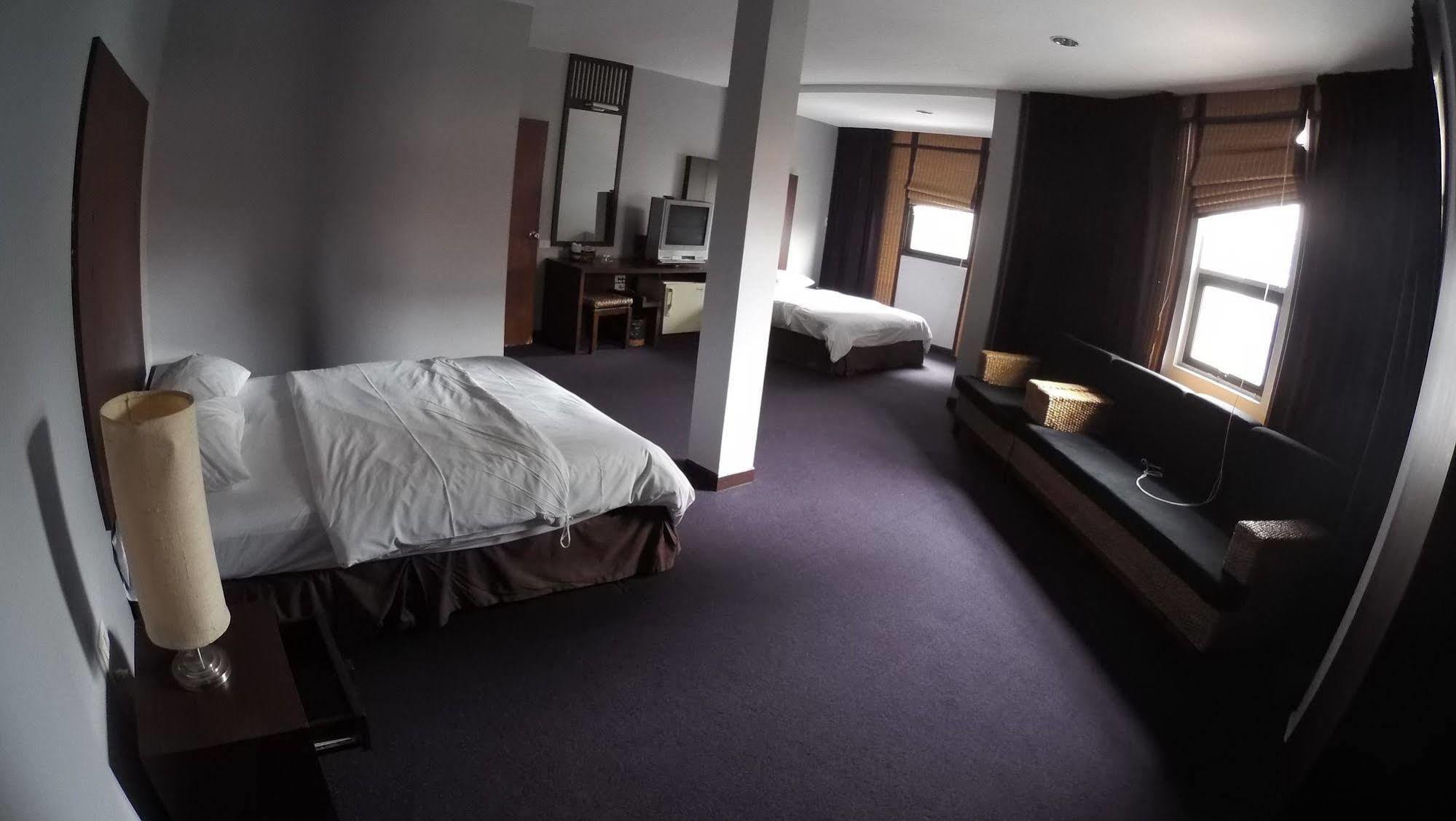 The Pavilion Place Hotel Bangkok