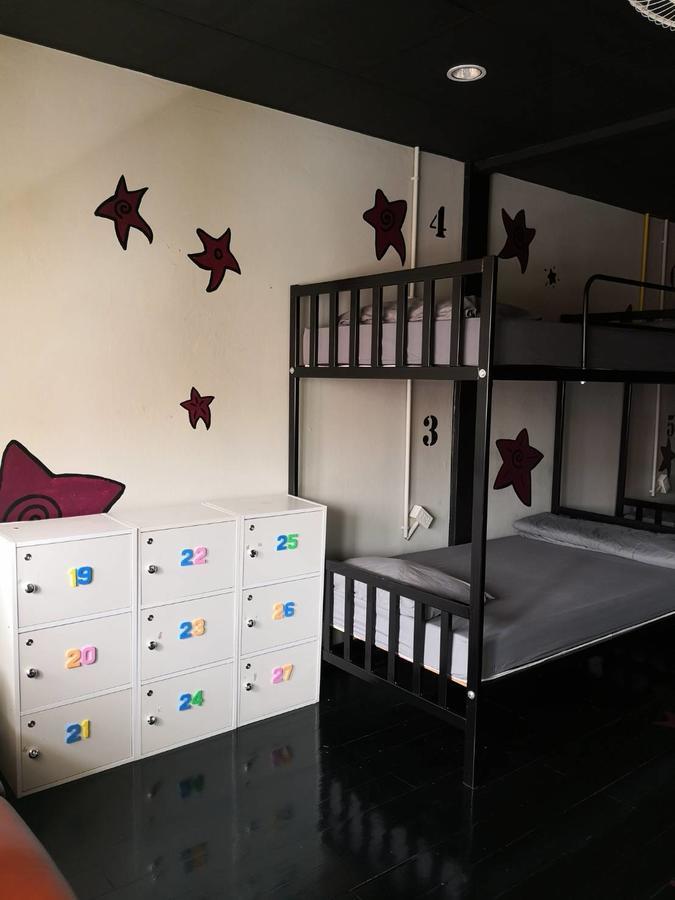 Feel Like & Cafe Bed & Breakfast Bangkok