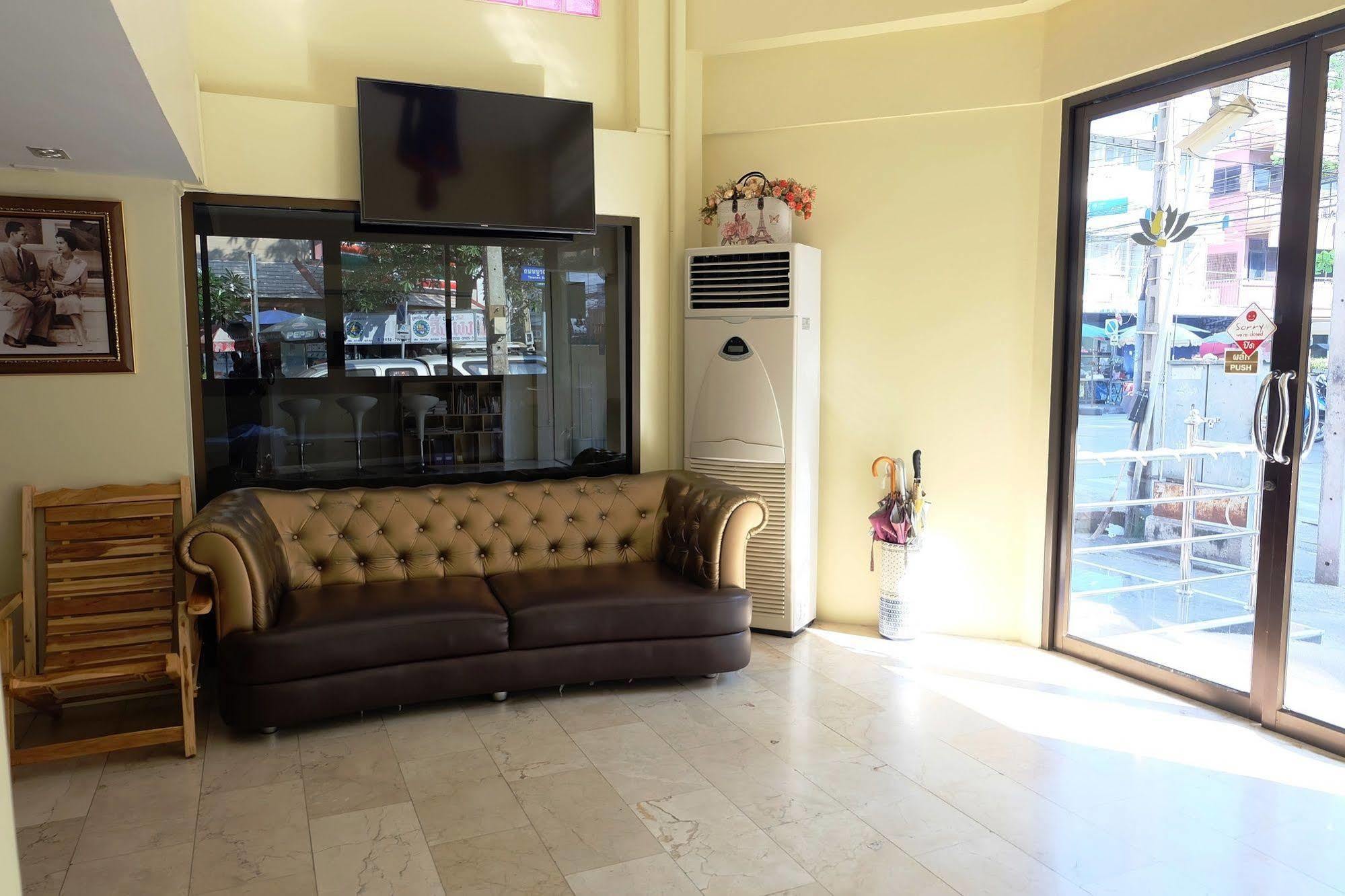 Aubon Hostel