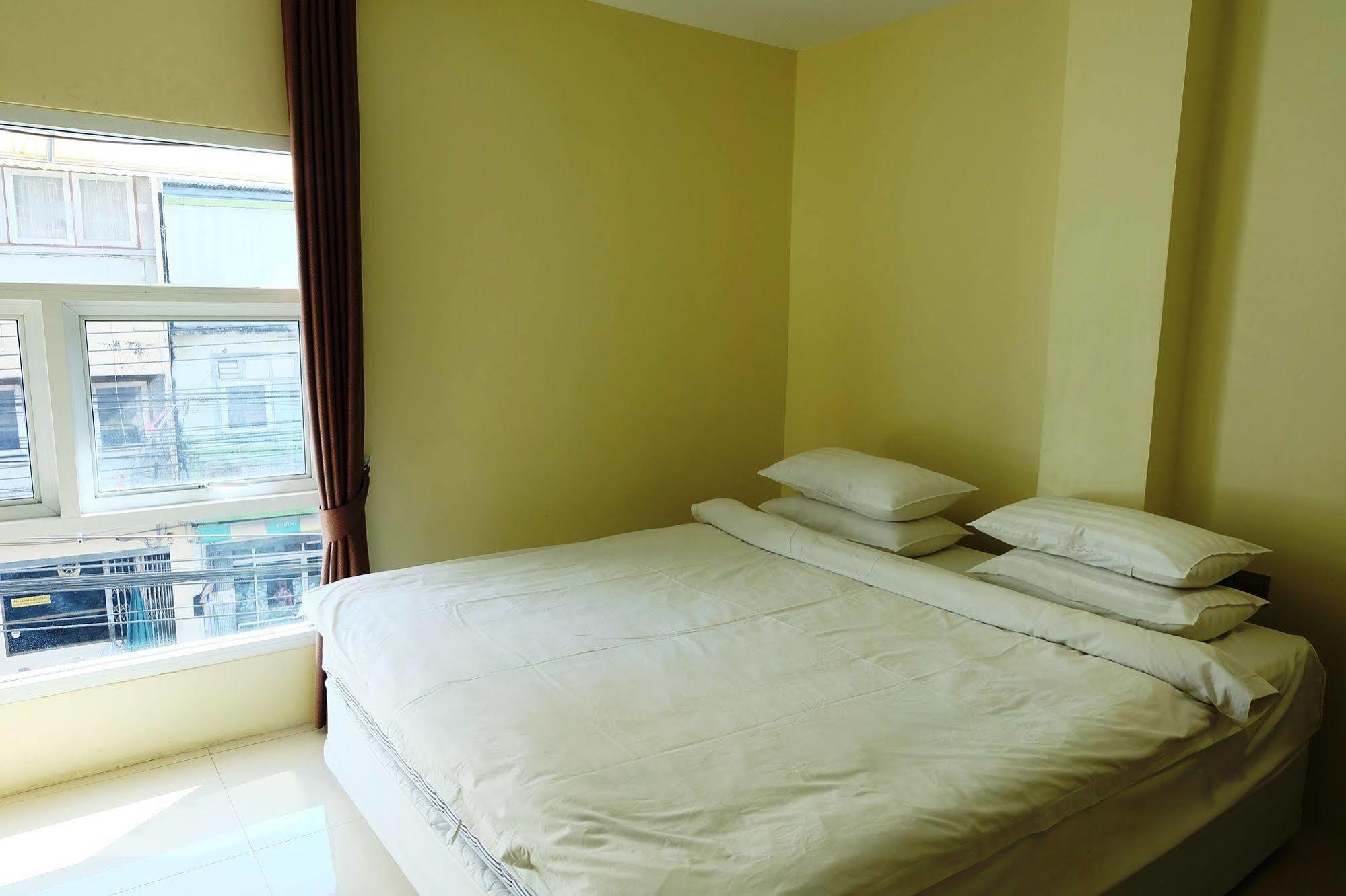 Aubon Hostel *