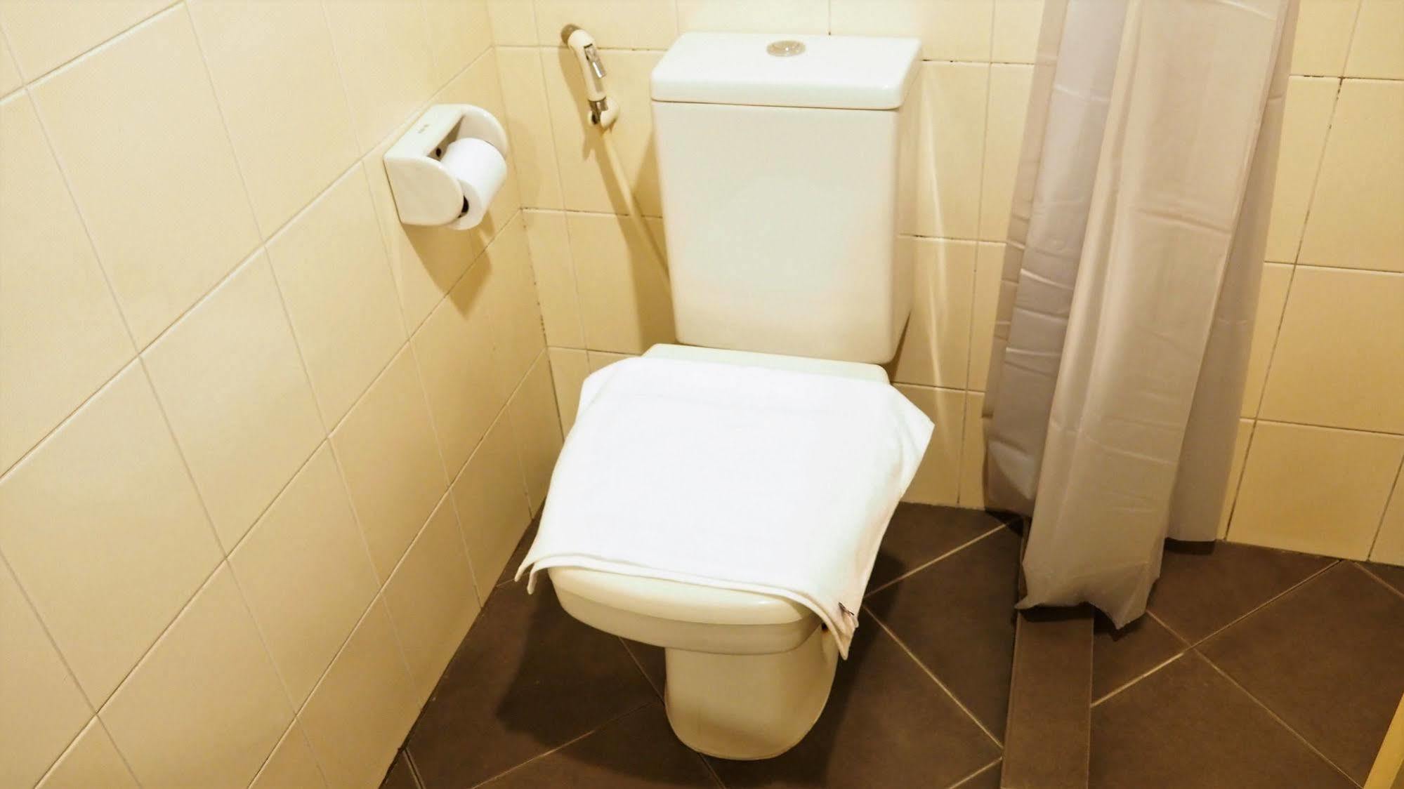The Boss's Place Sathorn Khách sạn 3*