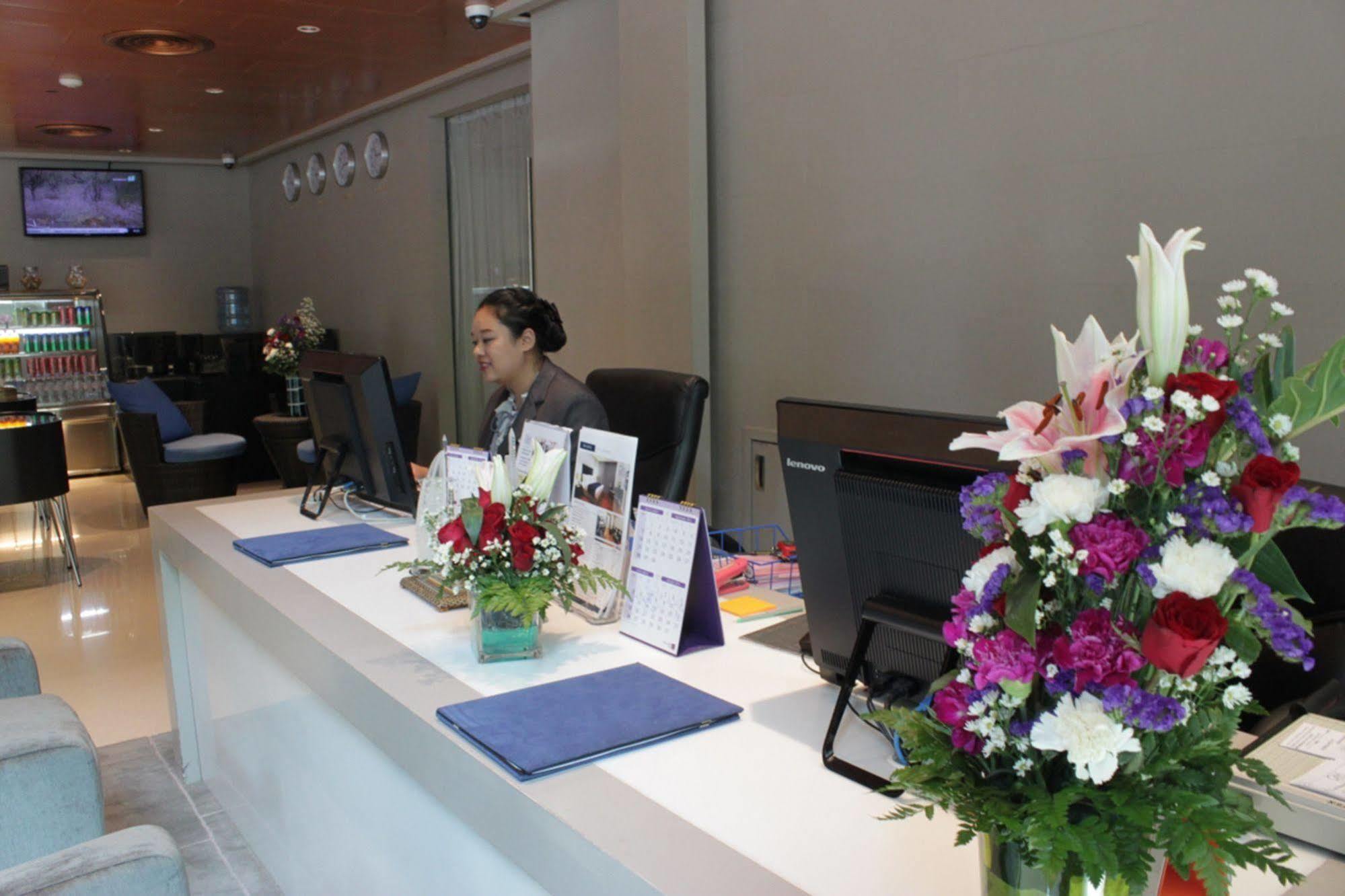 Gm Complex Apartment Bangkok