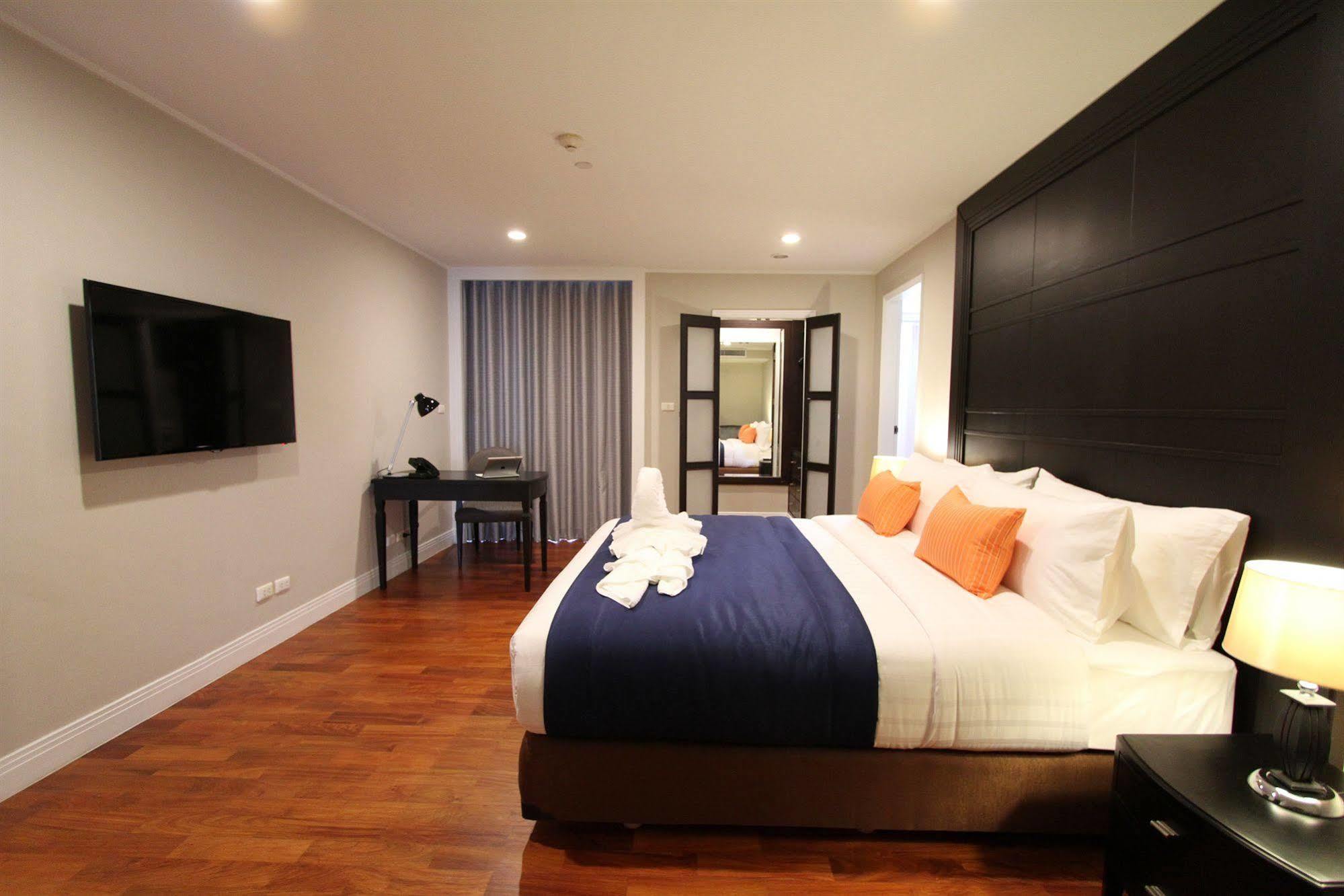 Apartment Gm Complex Bangkok