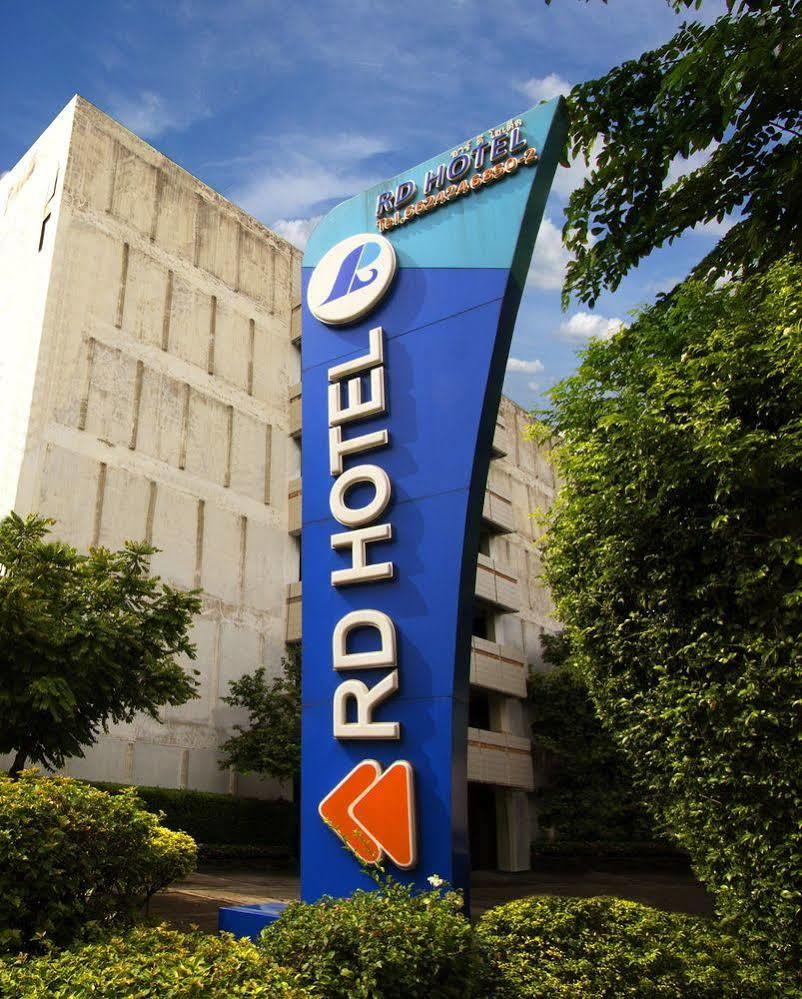 Hotel Papa Siriraj 3*