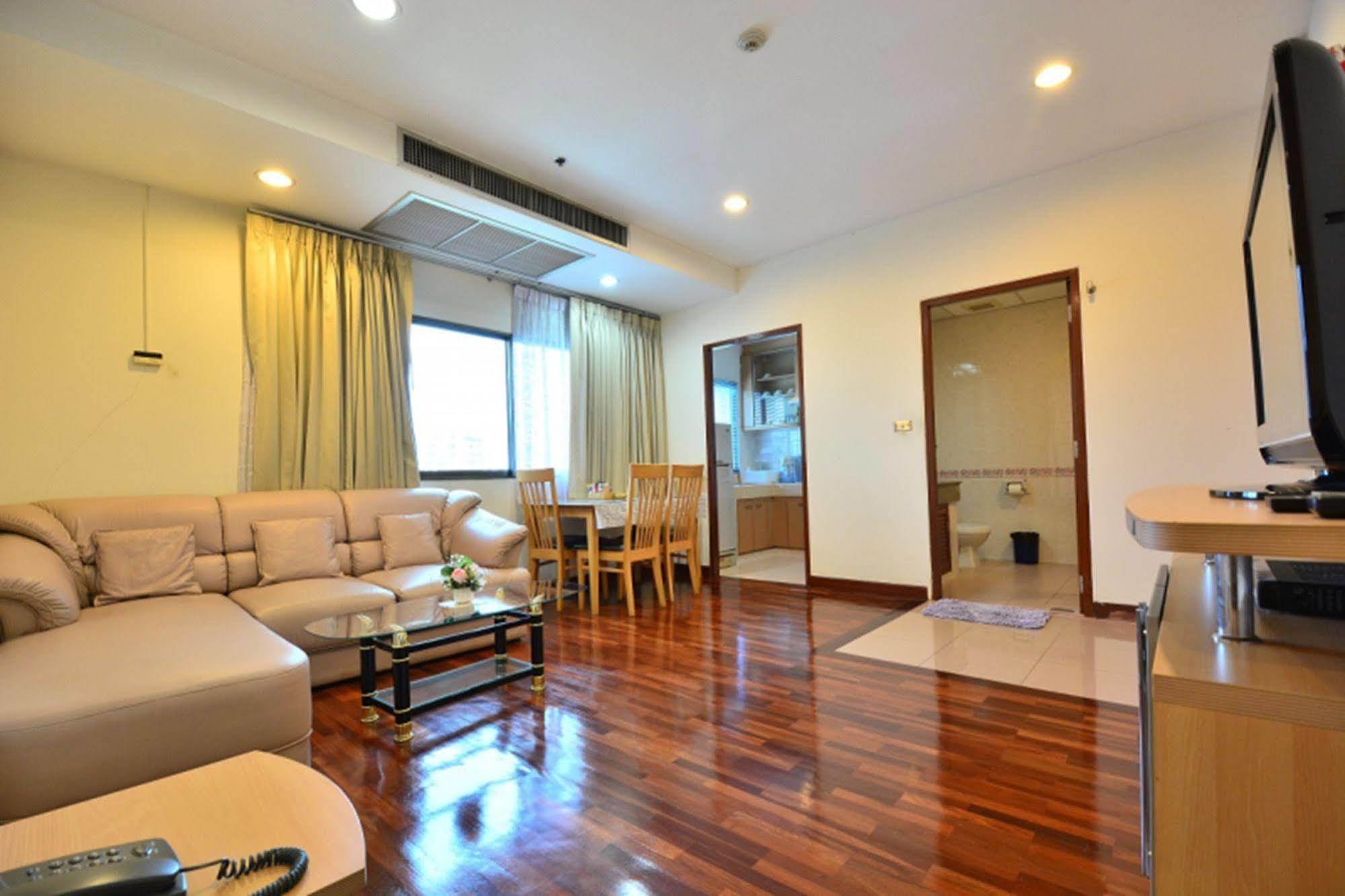 Apartment Piyavan Tower Serviced