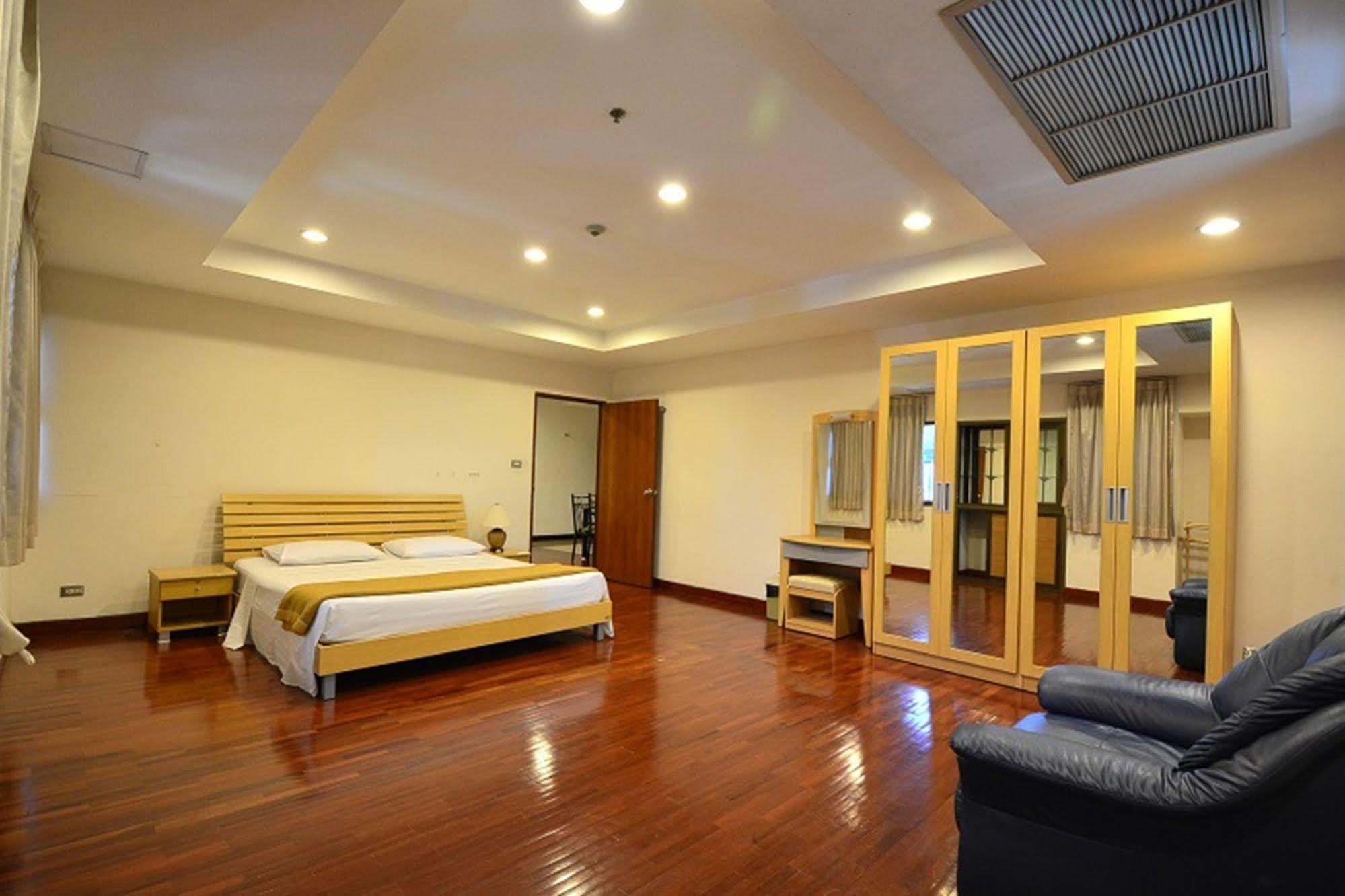 Apartment Piyavan Tower Serviced Bangkok