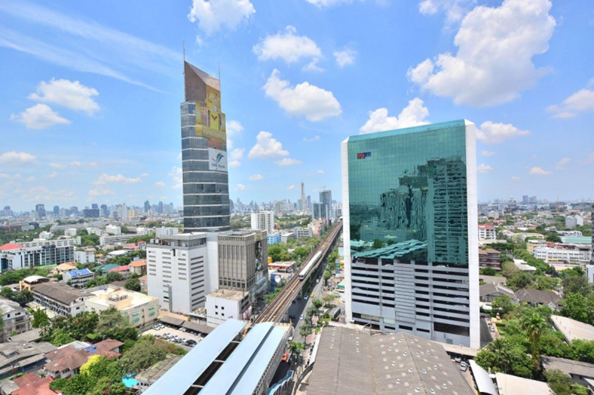 Piyavan Tower Serviced