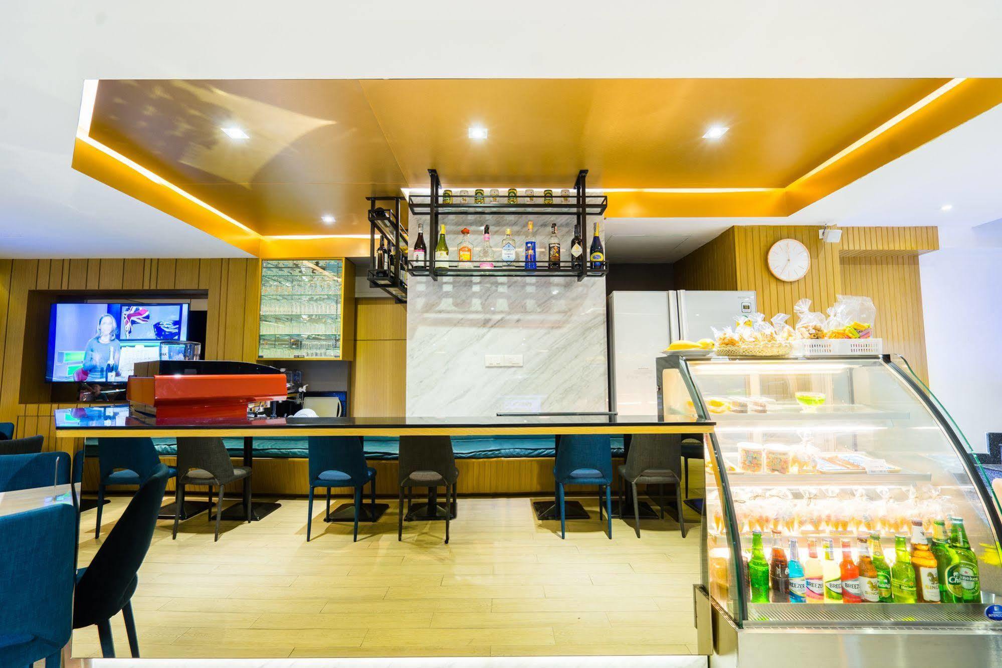 Hotel Samran Place