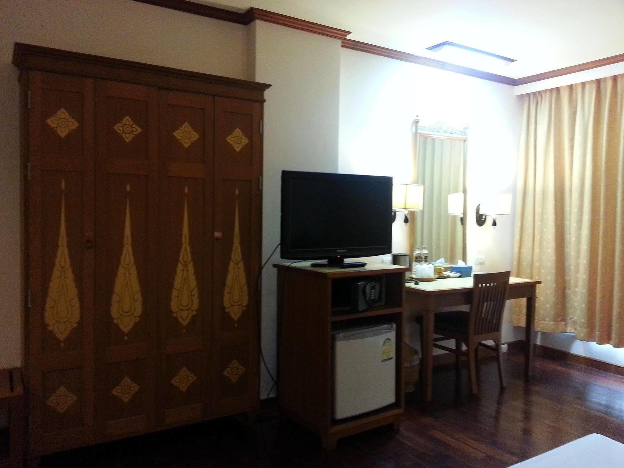 New Siam Riverside 3* Bangkok