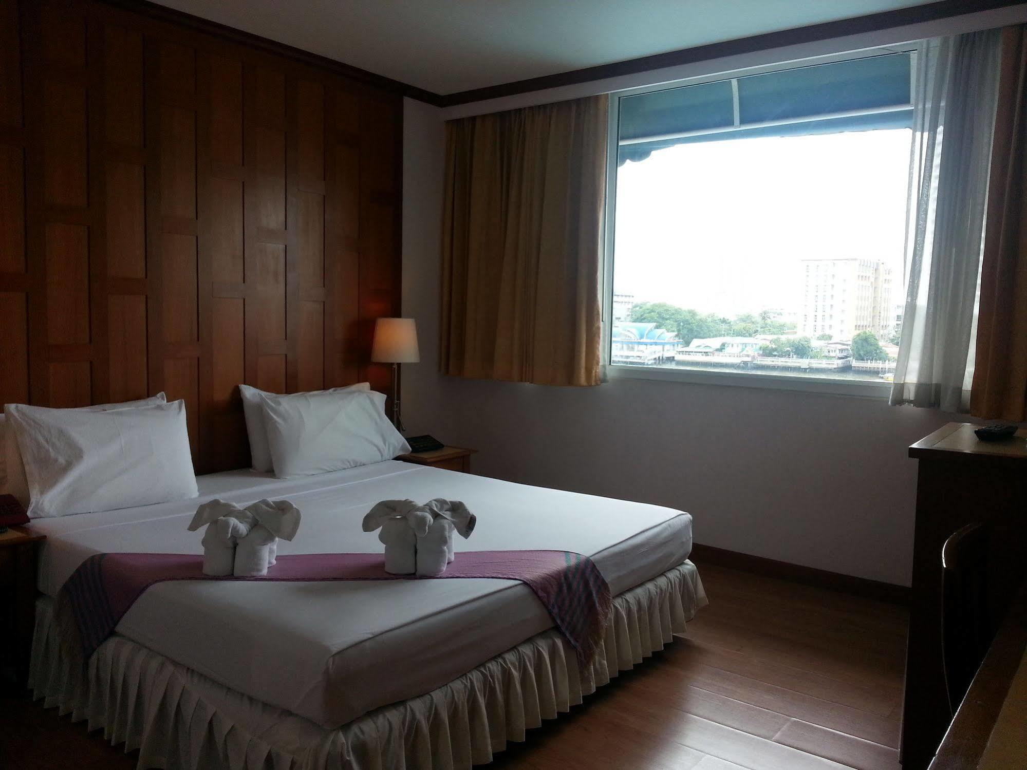 Hotel New Siam Riverside - Near Siriraj Hospital