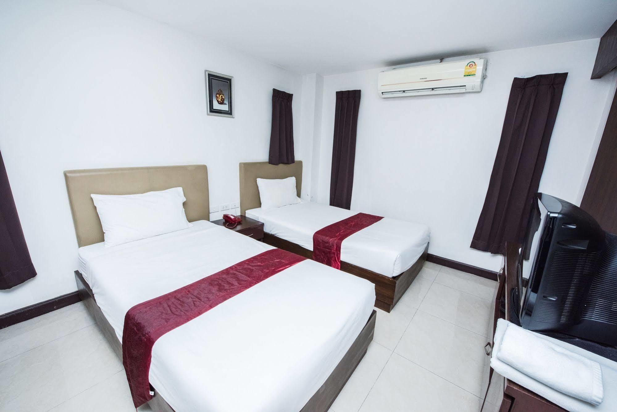 Arawana Express Chinatown Hotel 3*