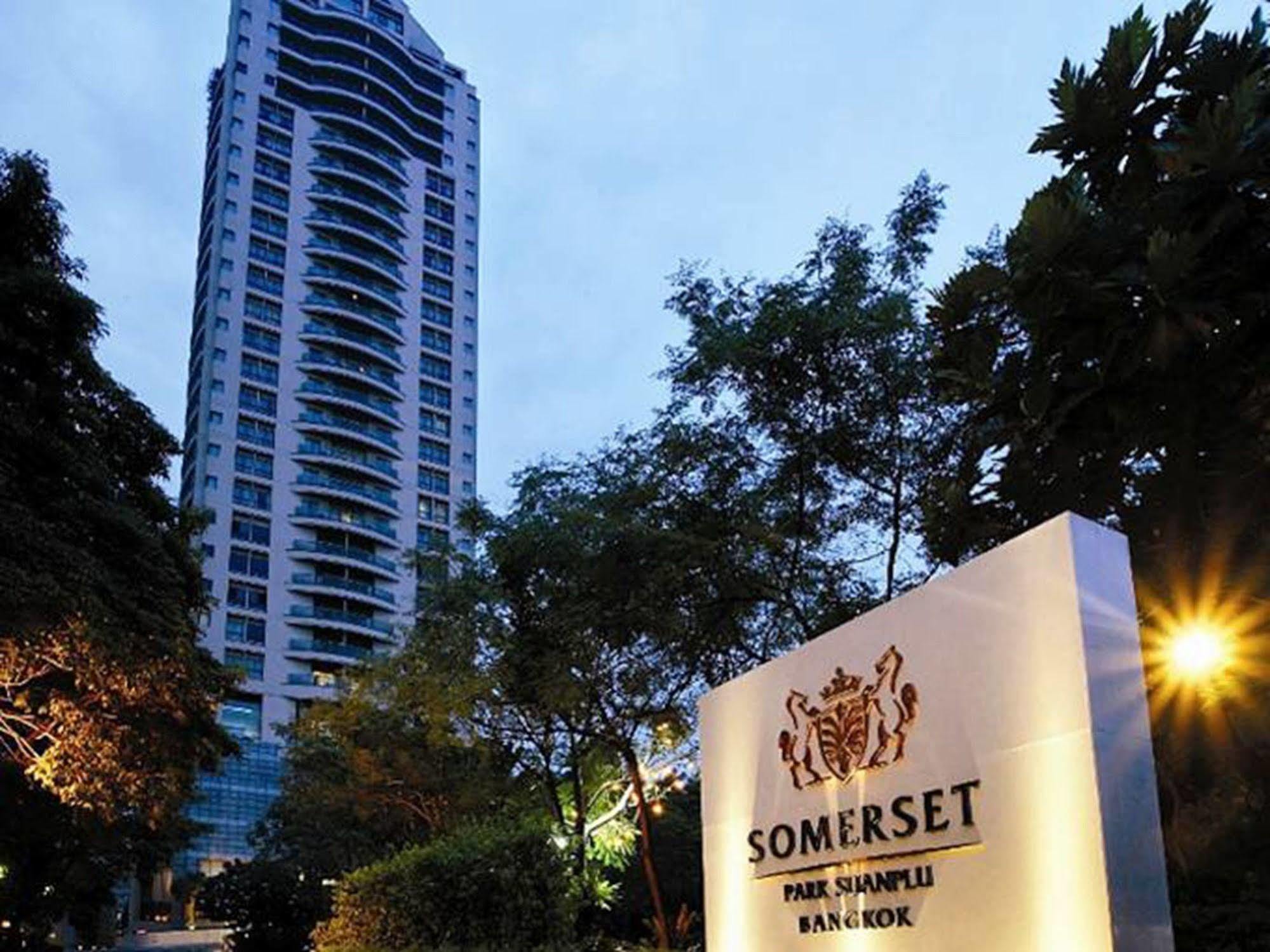 Somerset Park Suanplu Appartement *