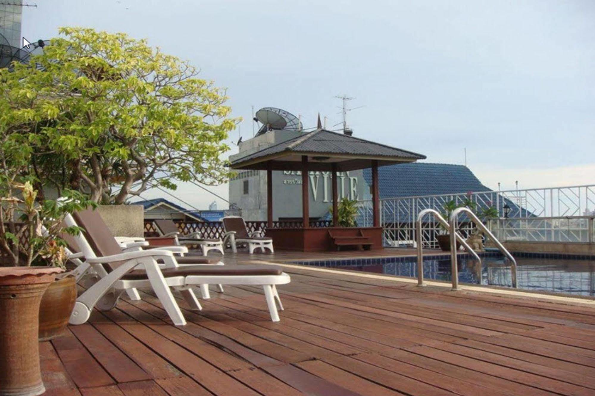 King Royal Garden 3* Banguecoque