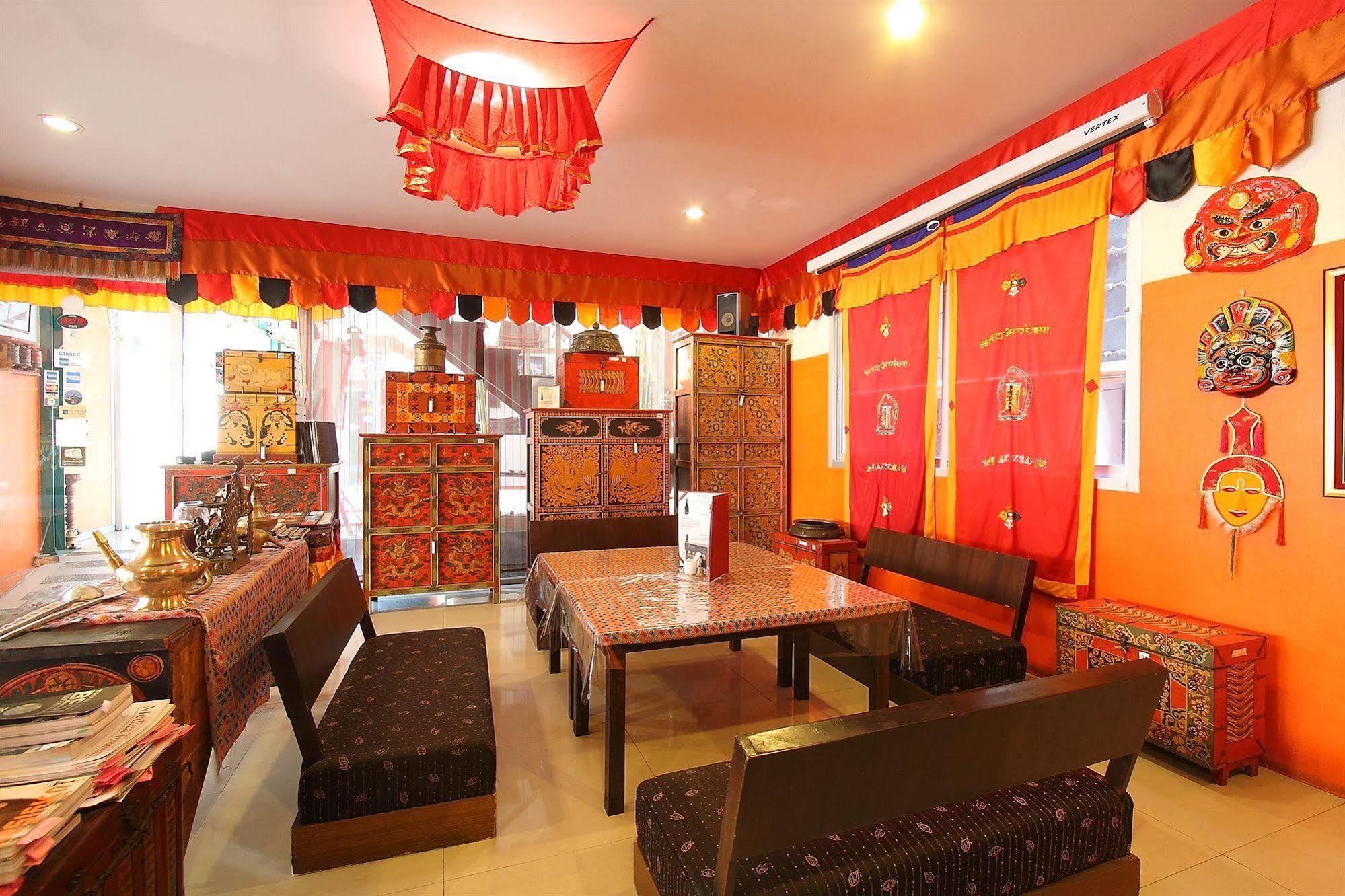Himalaya Guest house 3*