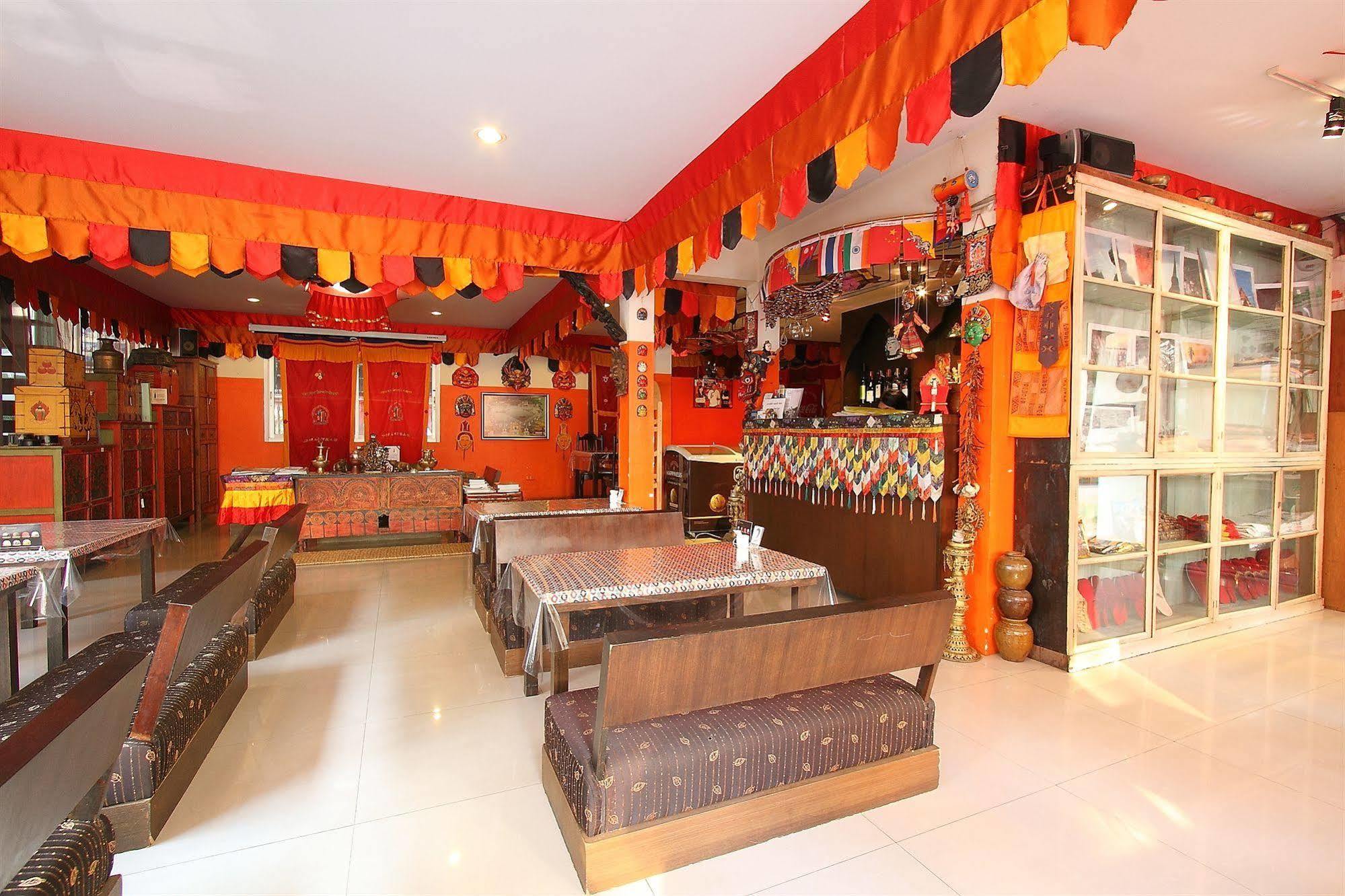 Himalaya 3* Bangkok
