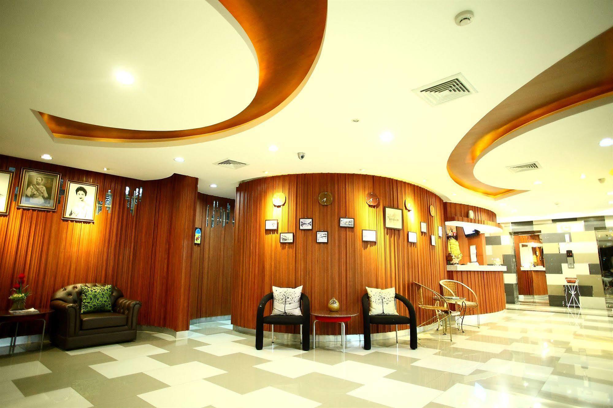 The Sunreno Sha 3*