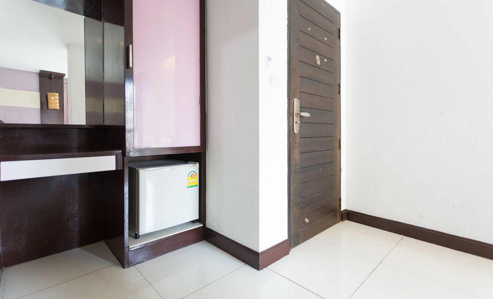 Cozi Hotel,
