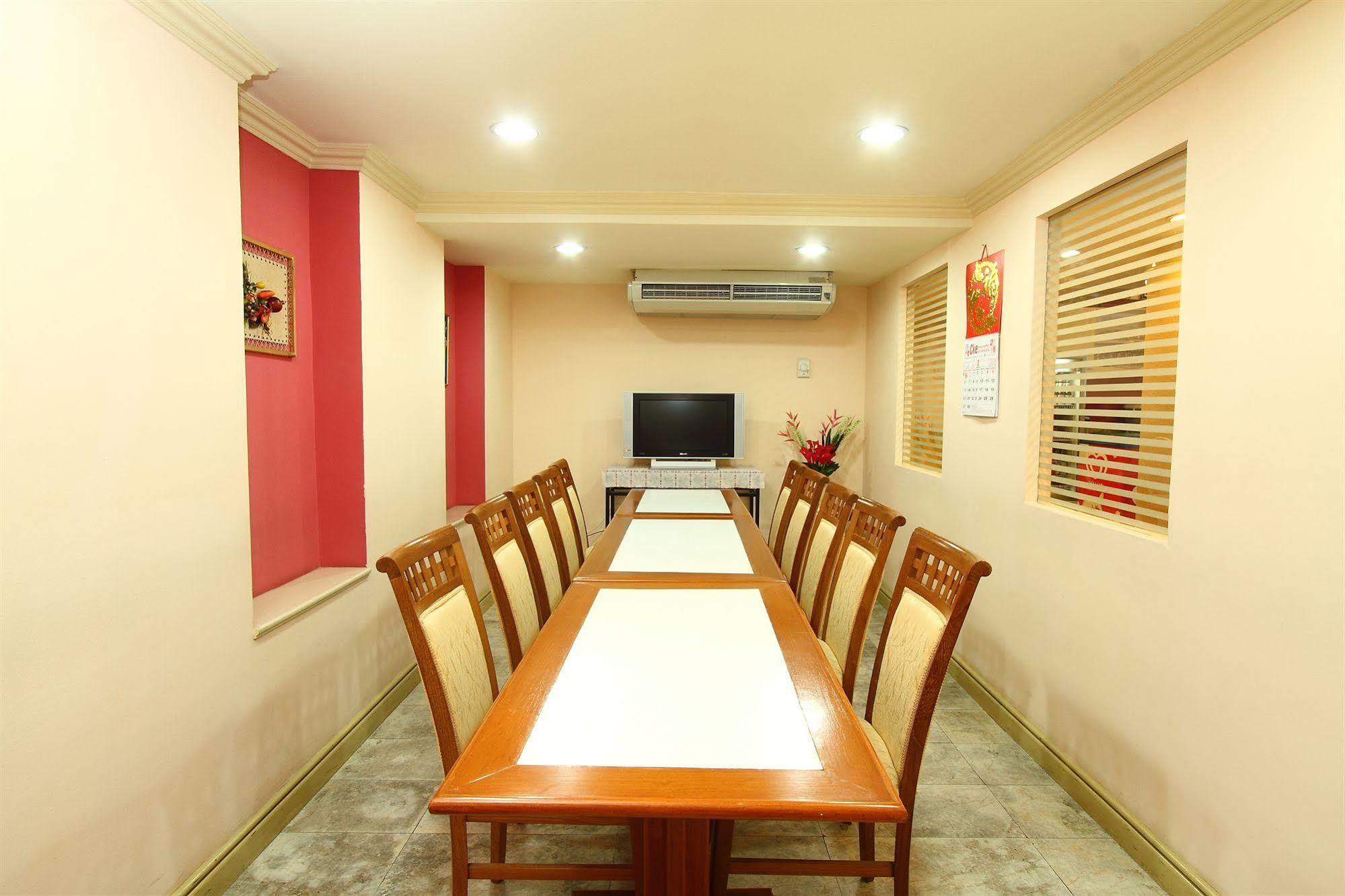 Hotel Silom Avenue