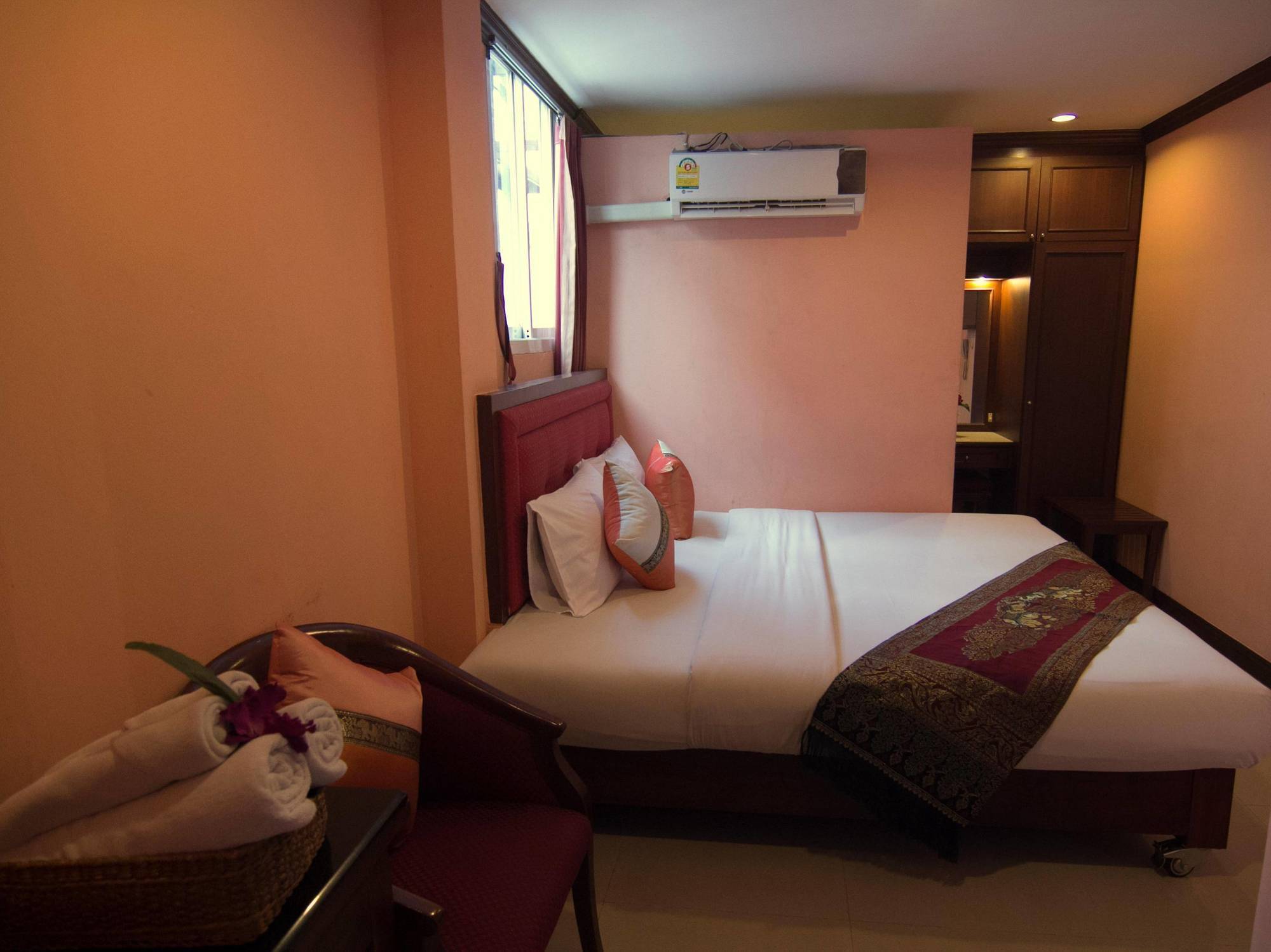 Hotel Sky 1