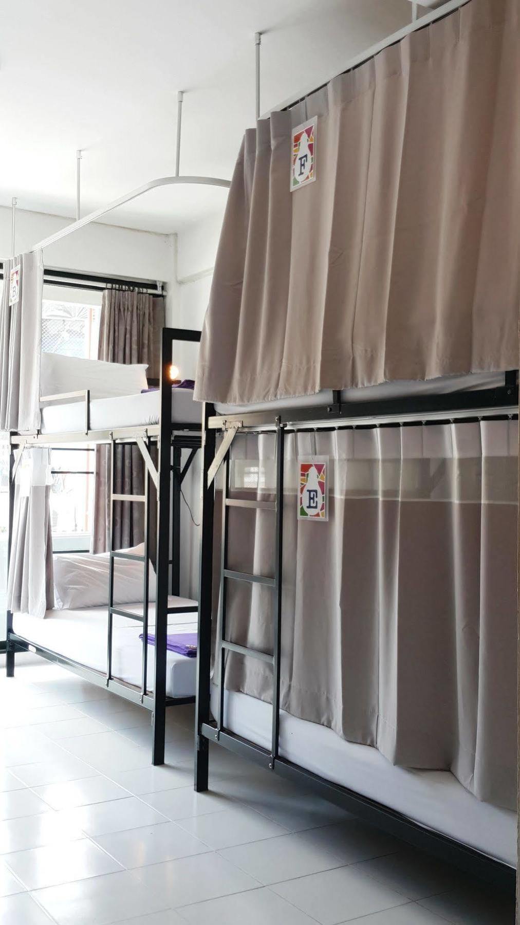 De Talak Hostel *