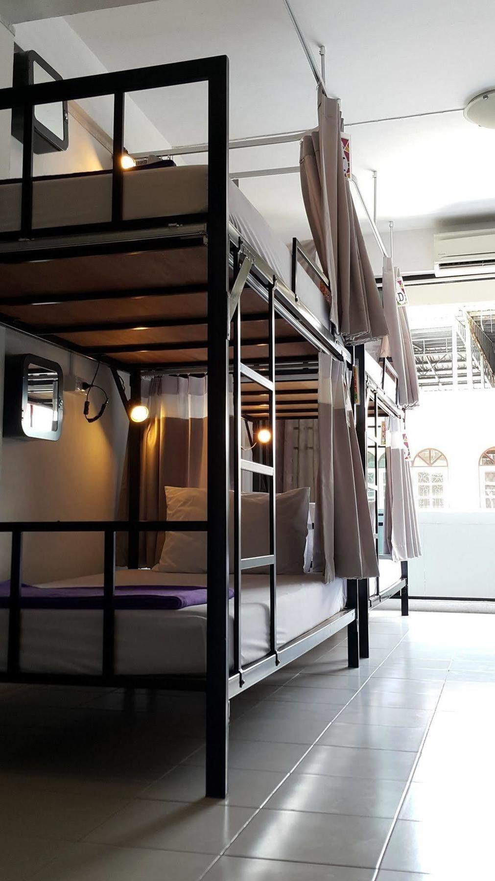 De Talak * Bangkok