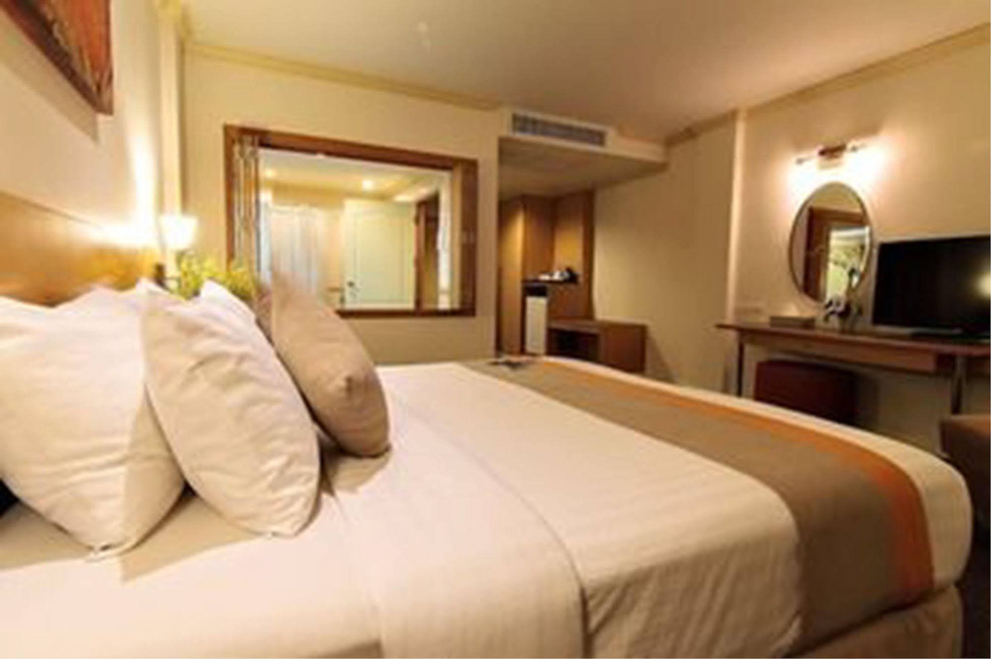 Bossotel Hotel