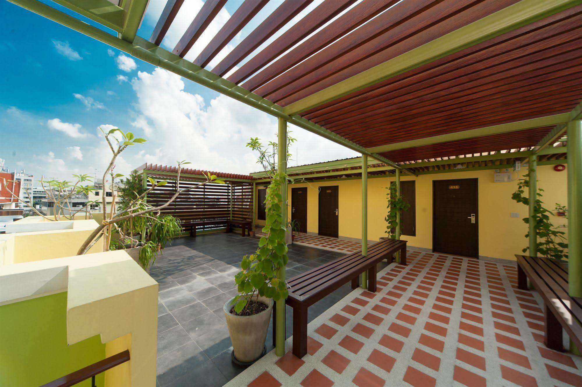 Tara Place Khách sạn Bangkok