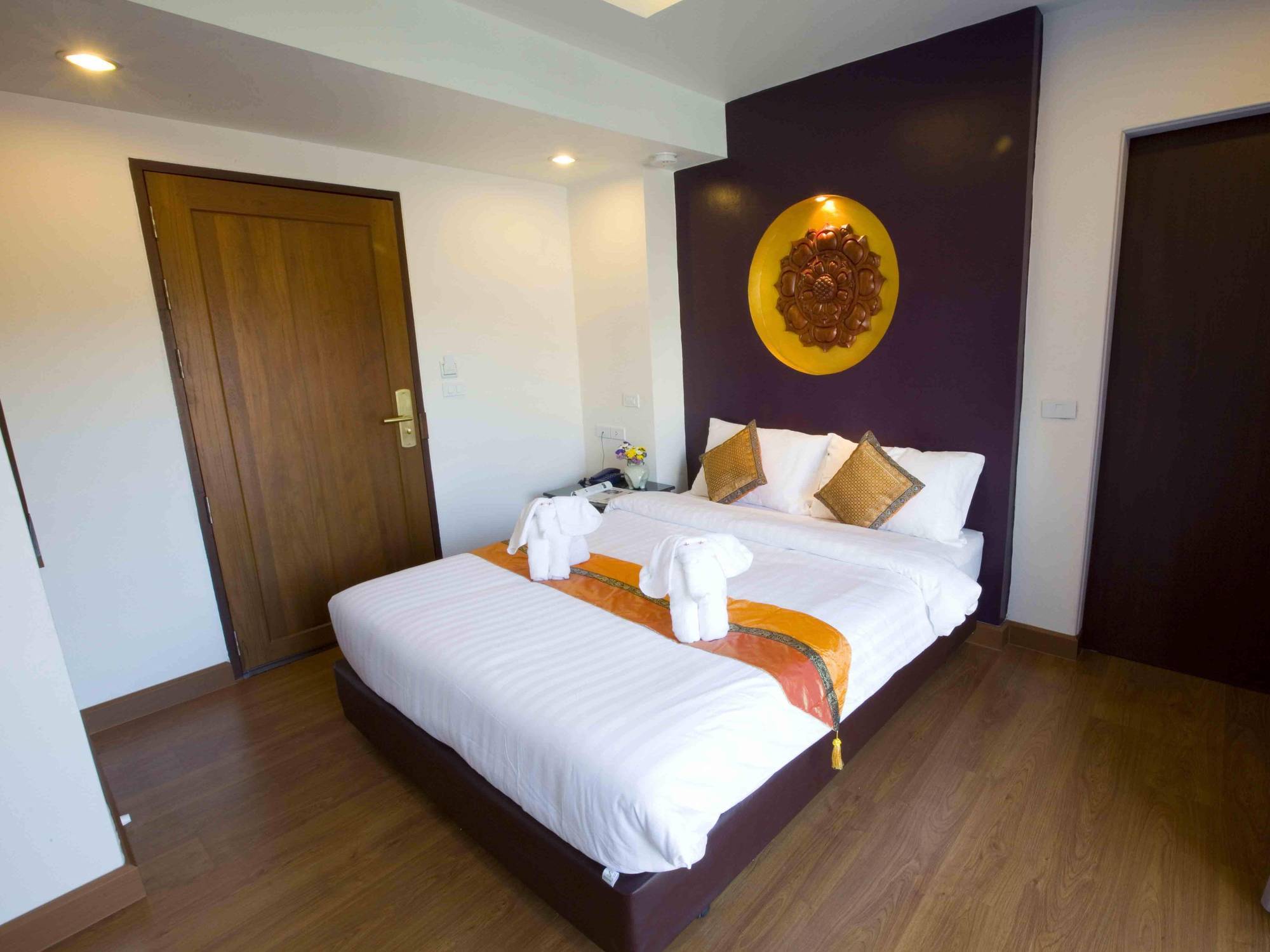 Hotel Korbua House 3*