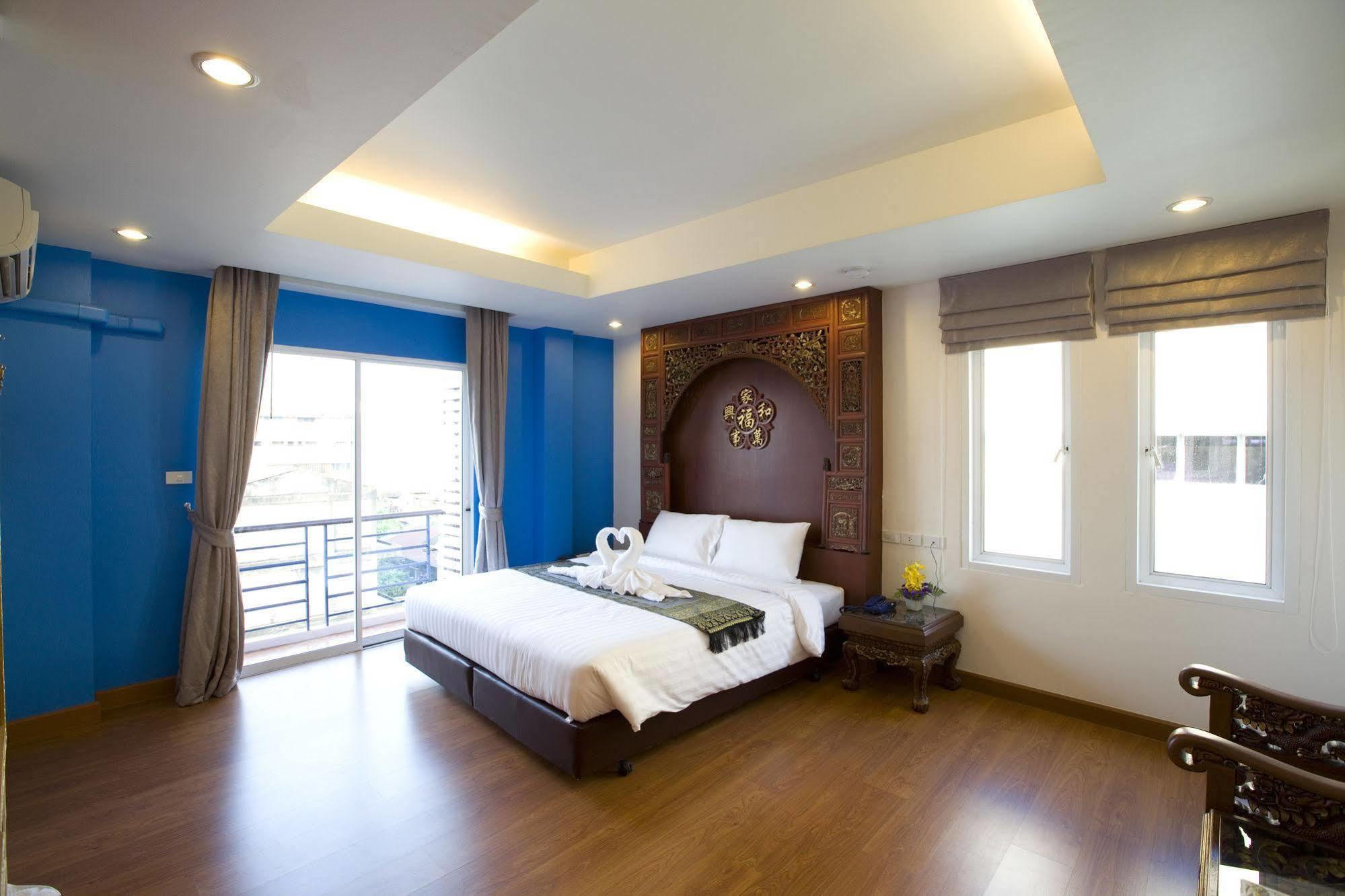Korbua House Hotel 3*