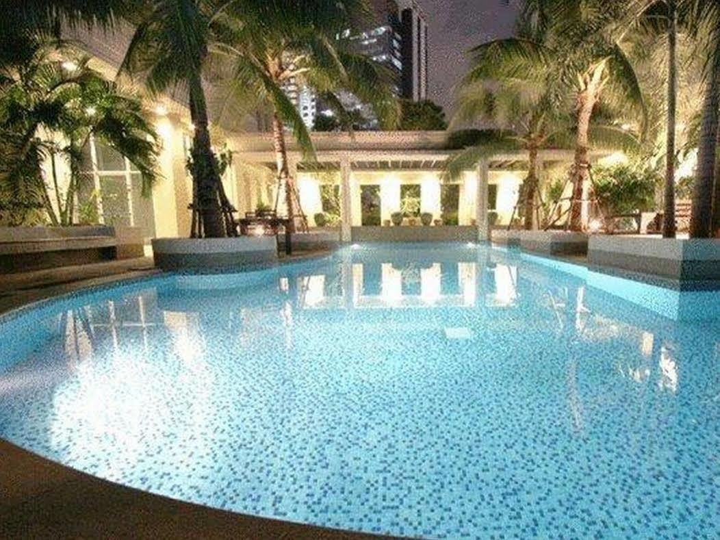 Twin Peaks Bangkok