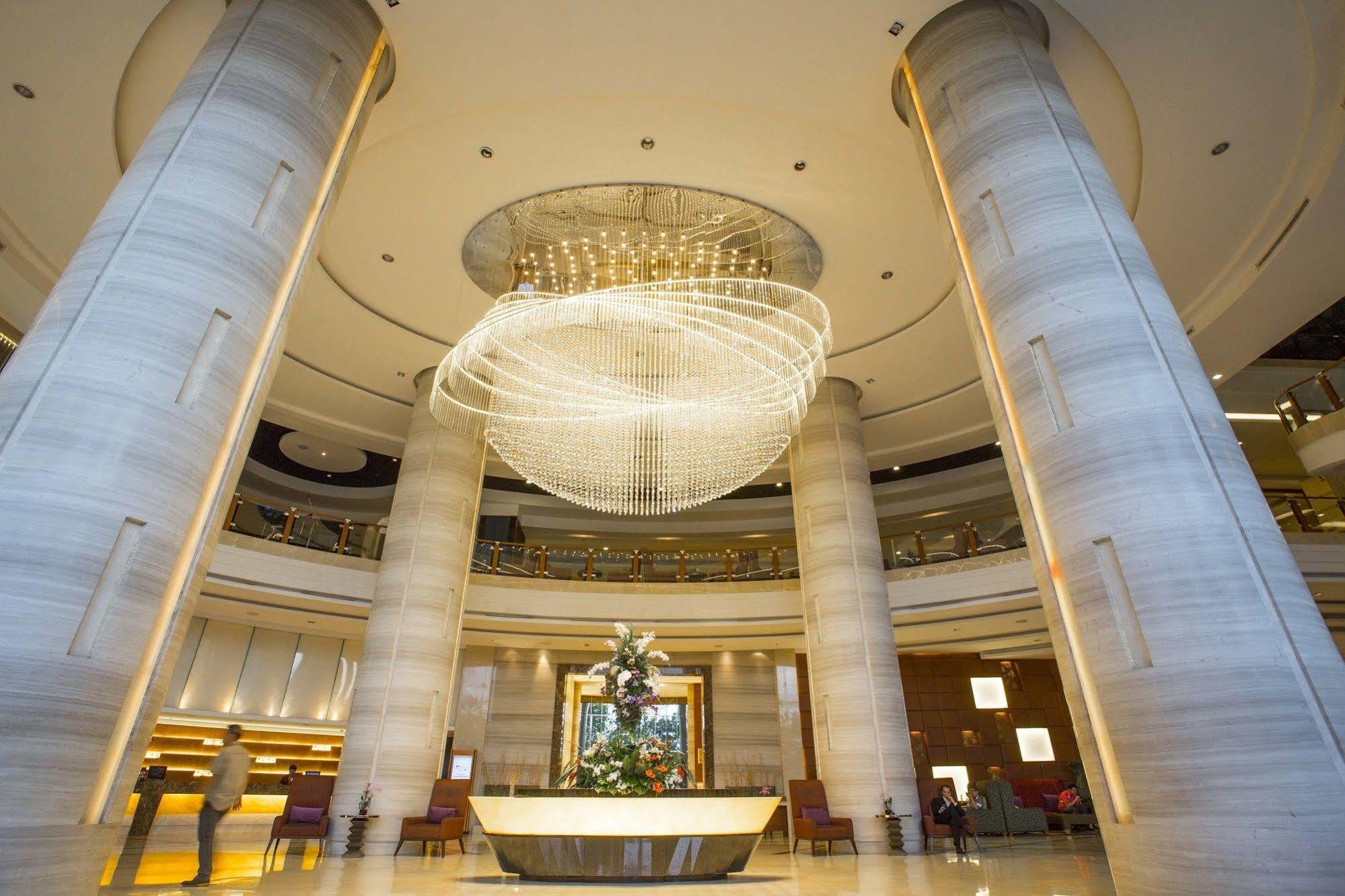 Hotell The Grand Fourwings Convention Bangkok