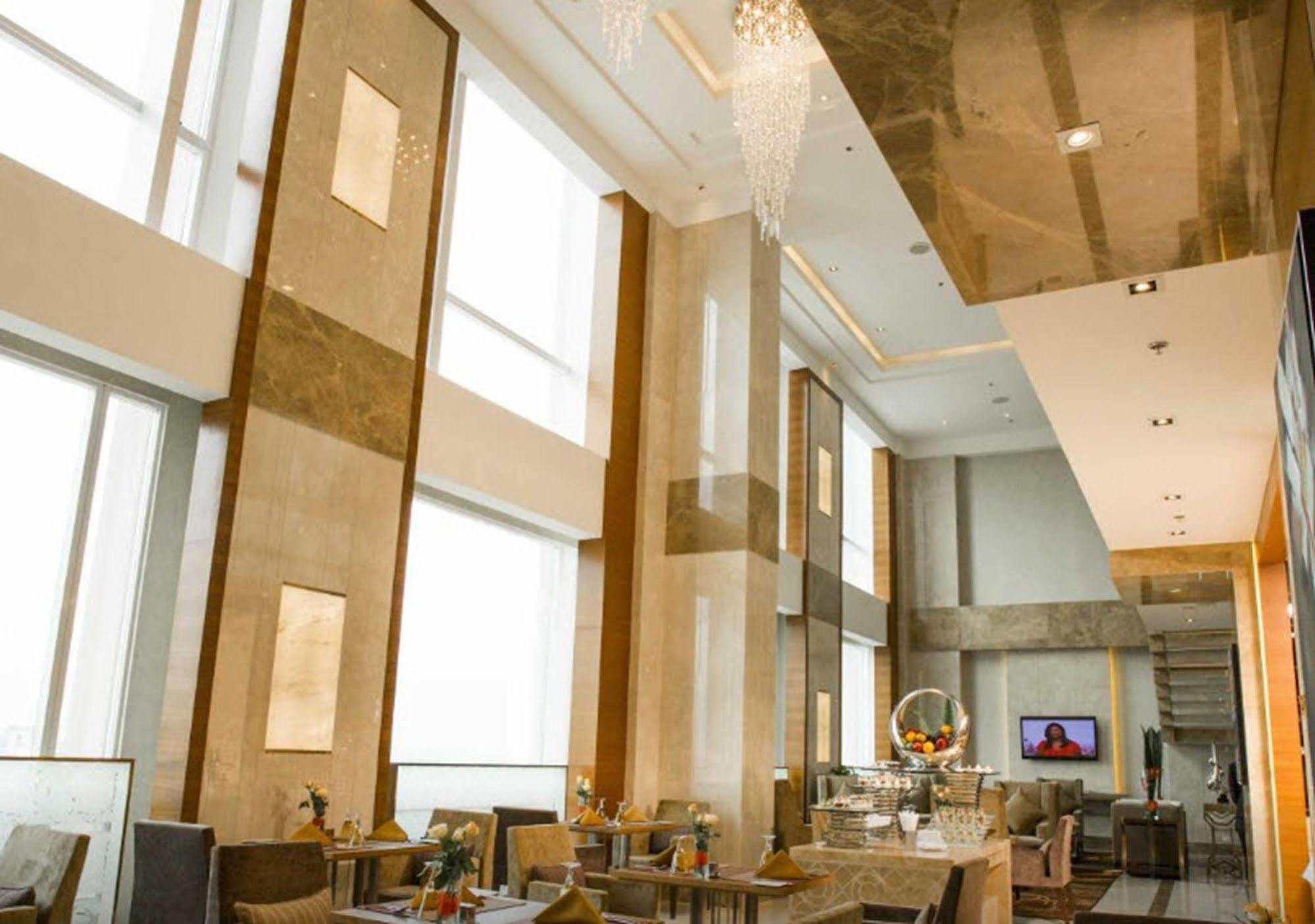 Hotell The Grand Fourwings Convention Bangkok