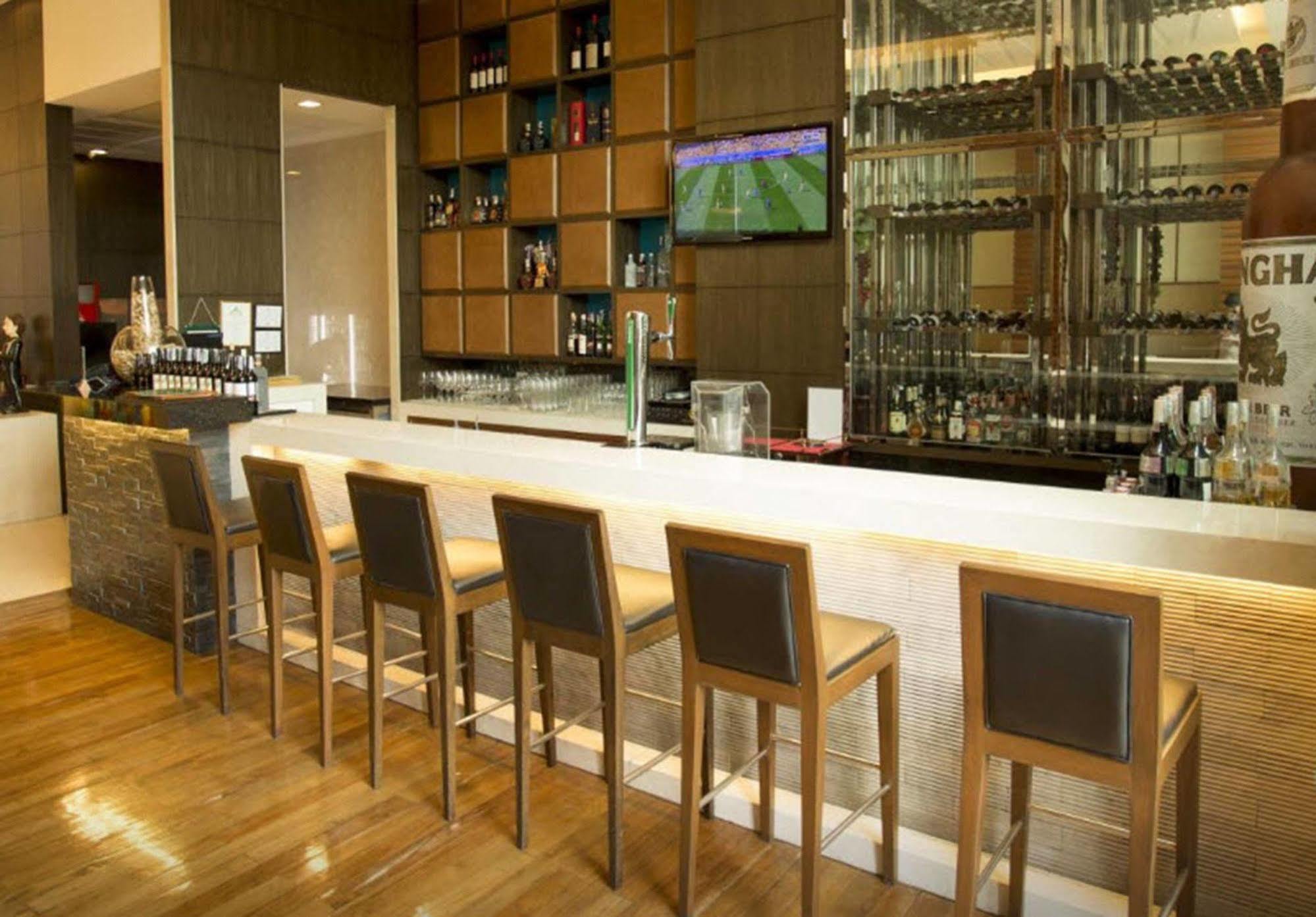 The Grand Fourwings Convention Hotell Bangkok