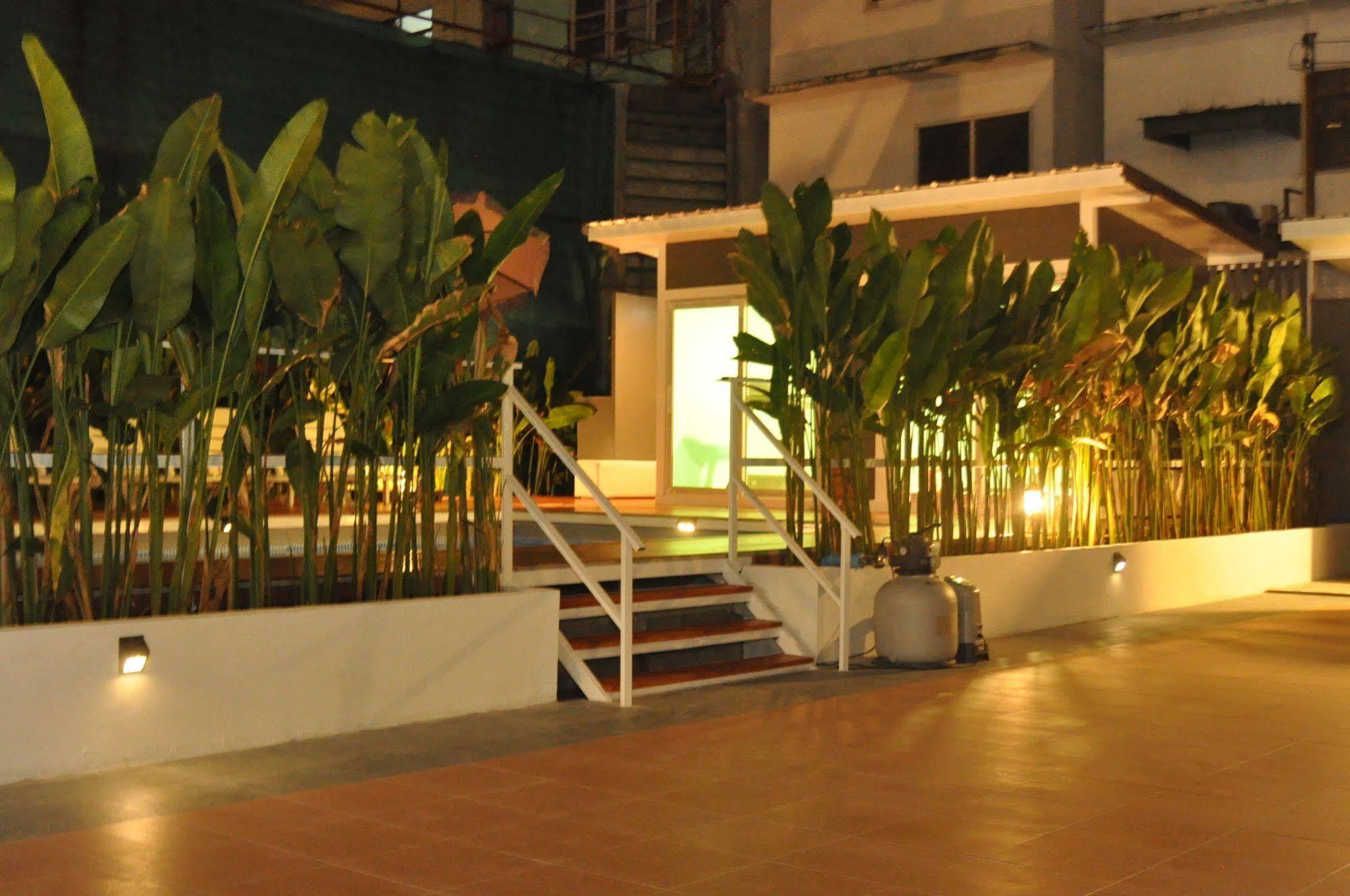 Khách sạn Kriss