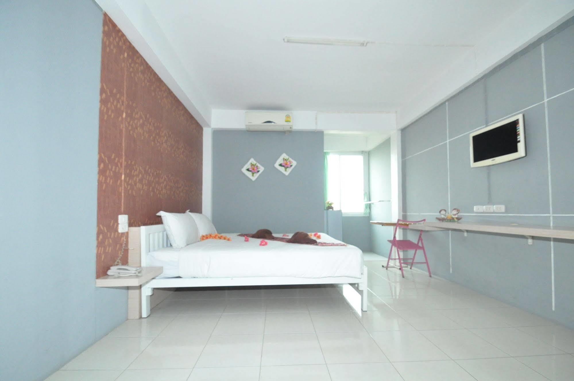 Kriss Khách sạn 4*