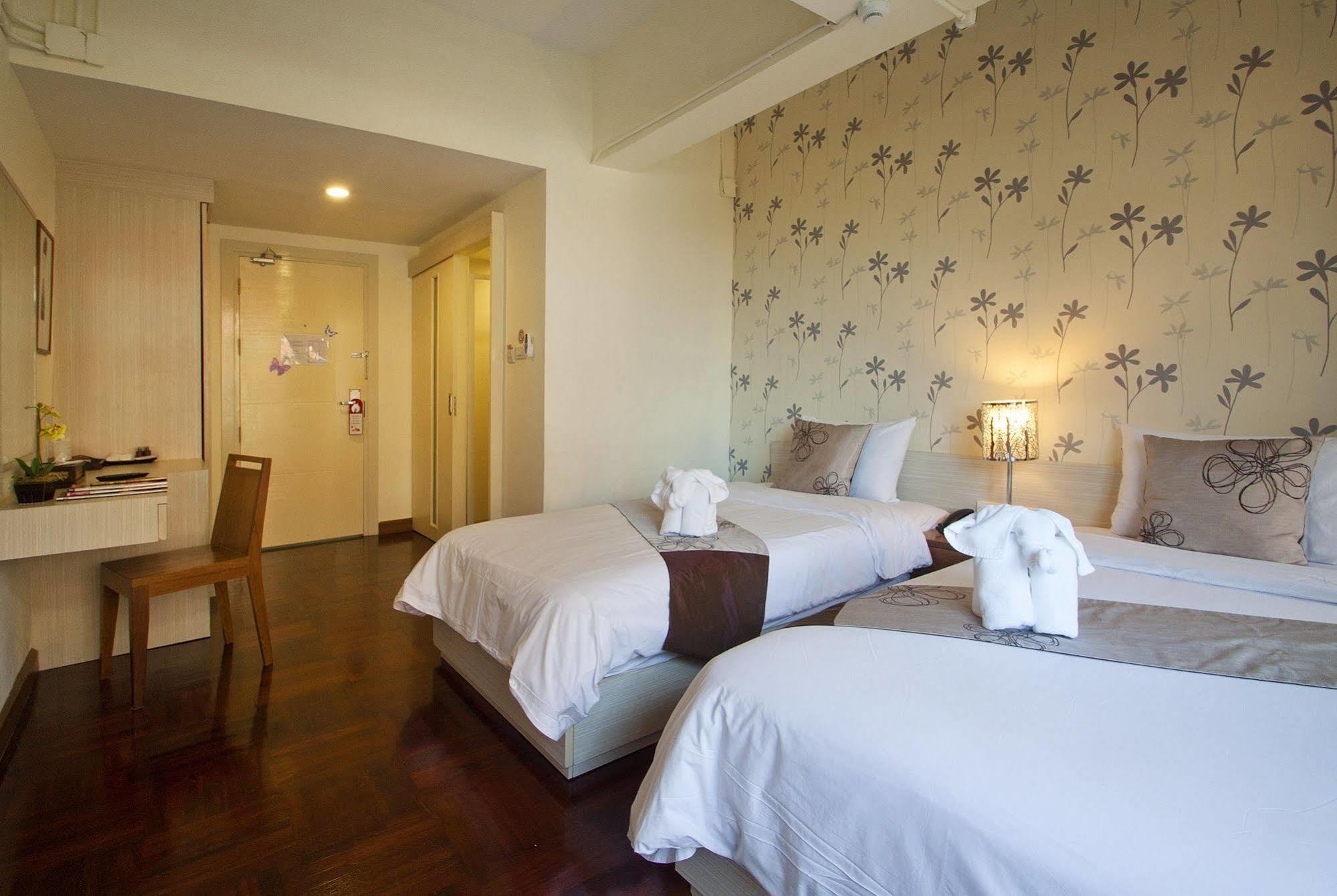 Sakul House Hostel *