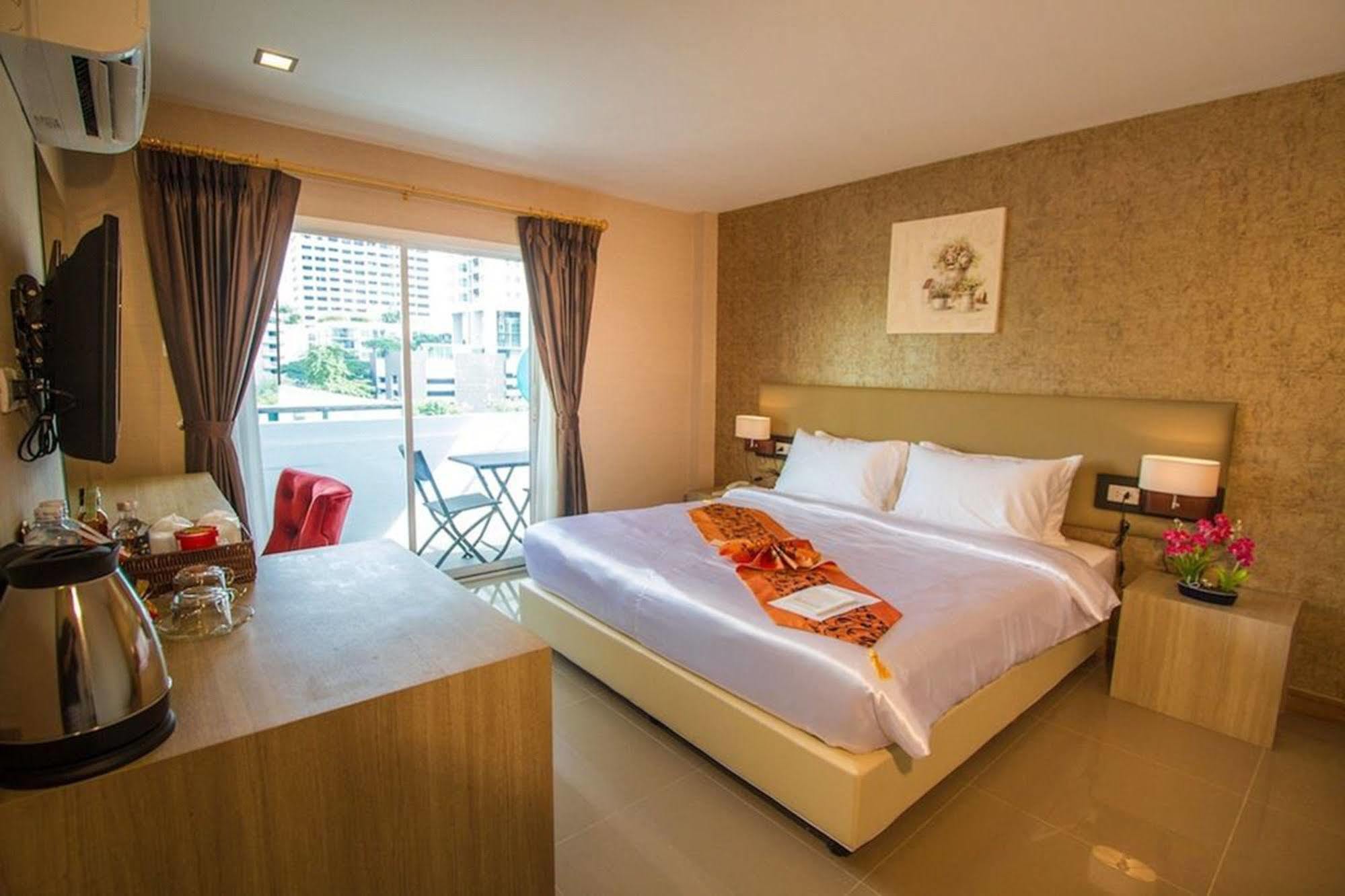 Retro 39 Hotel Bangkok