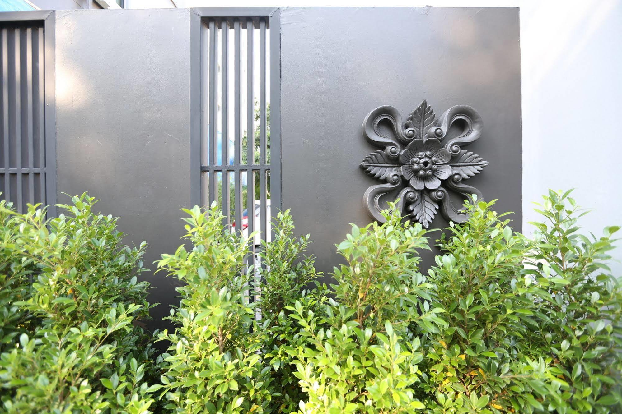 Synsiri Ladphrao 130 Hotel 2*