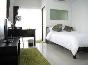 Centana Hotel 2*