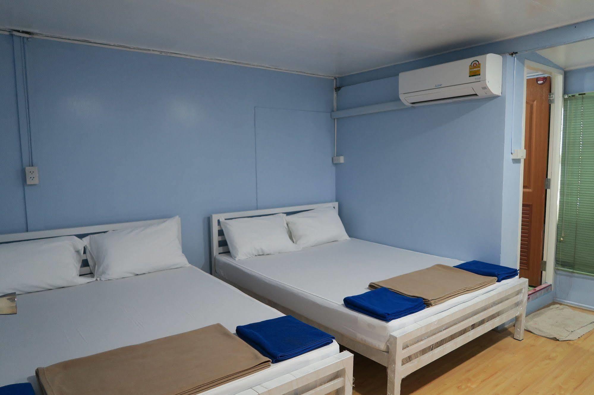 Hostel Red Lips Bangkok