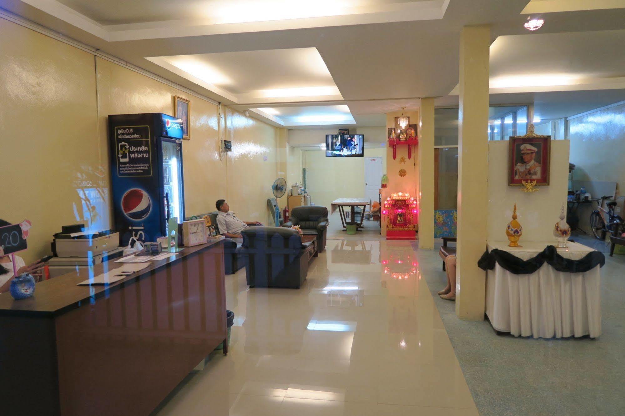 Red Lips Hostel