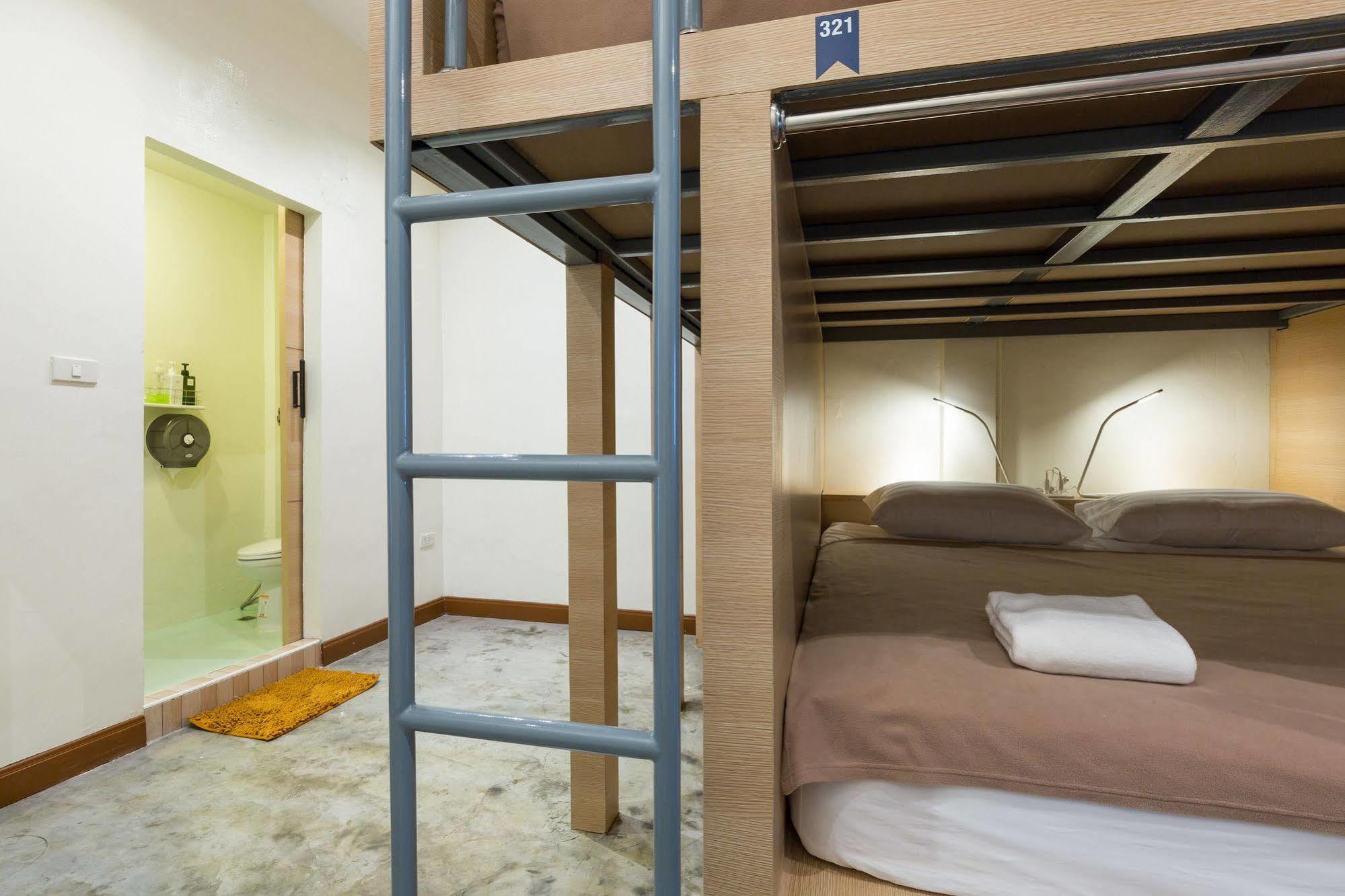 Trica Hostel Bangkok